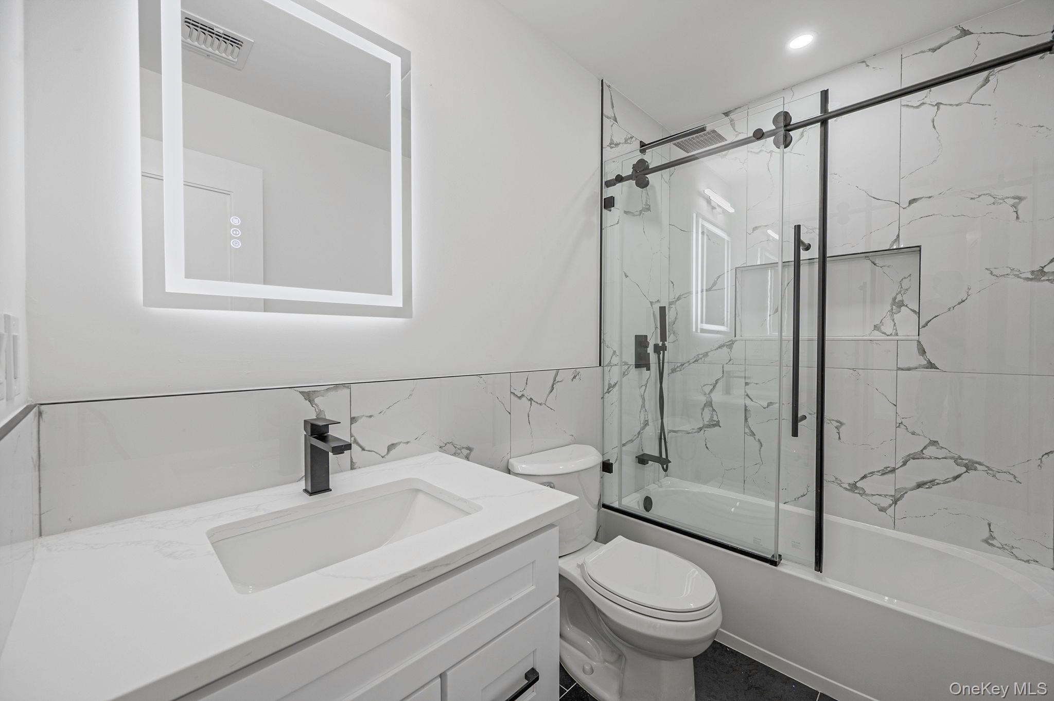 #19 photo, 39 Lakeview Drive, サフォーク郡 Middle Island , NY 11953