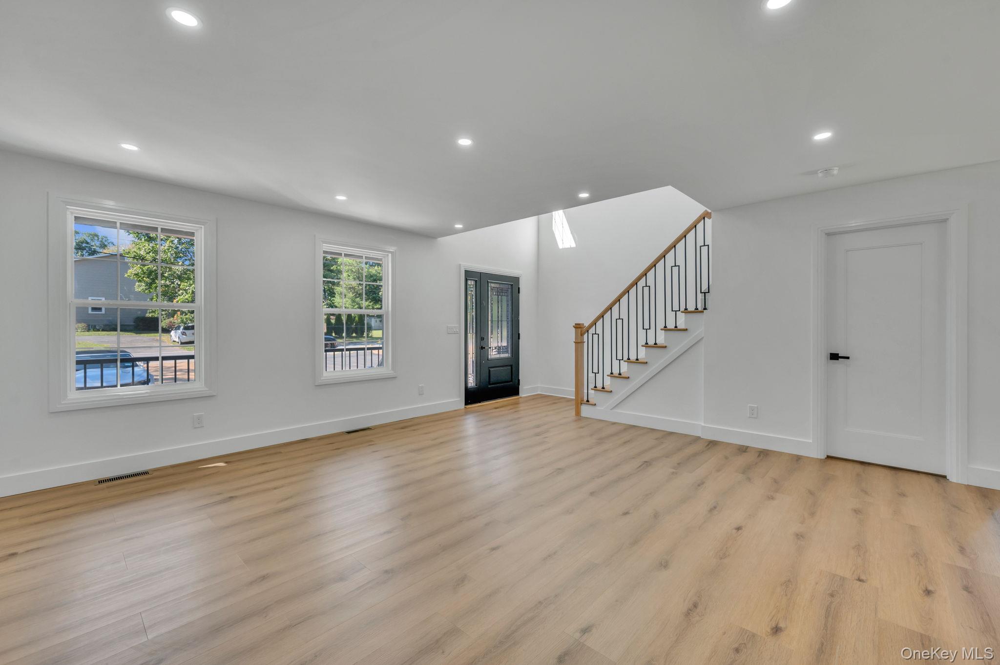 #5 photo, 39 Lakeview Drive, サフォーク郡 Middle Island , NY 11953