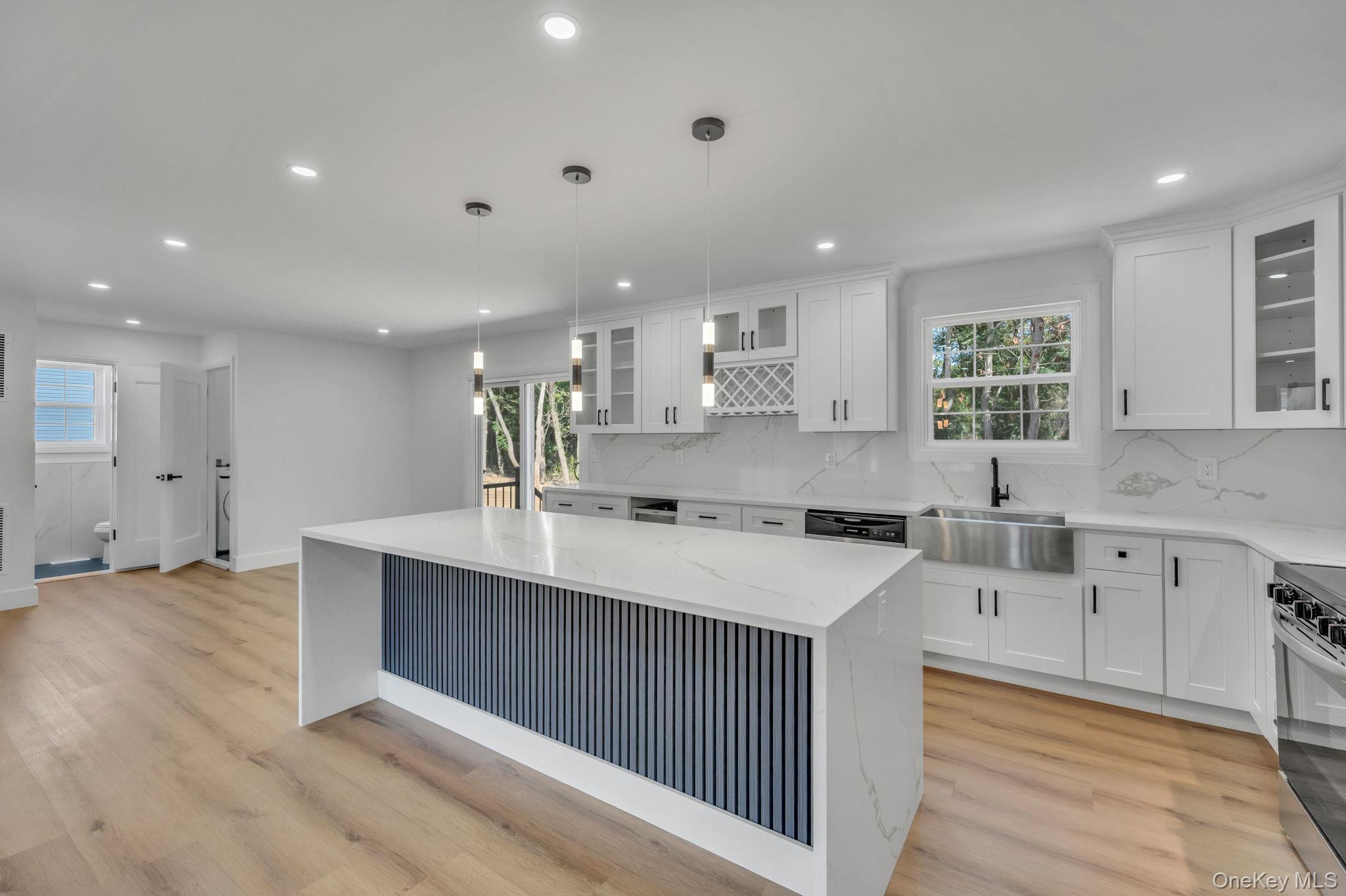 #7 photo, 39 Lakeview Drive, サフォーク郡 Middle Island , NY 11953