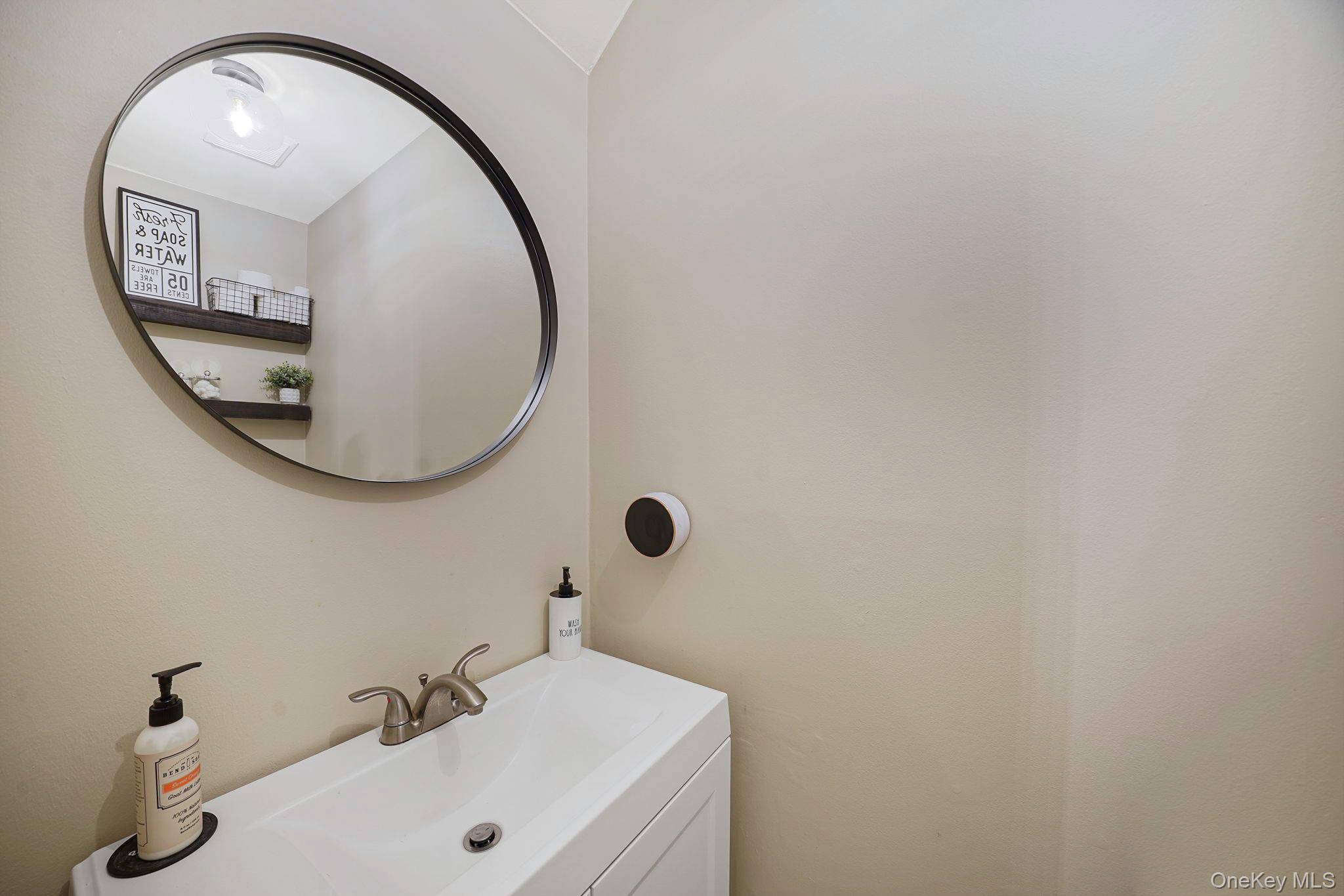 #13 photo, 204 Springmeadow Drive, サフォーク郡 Holbrook , NY 11741