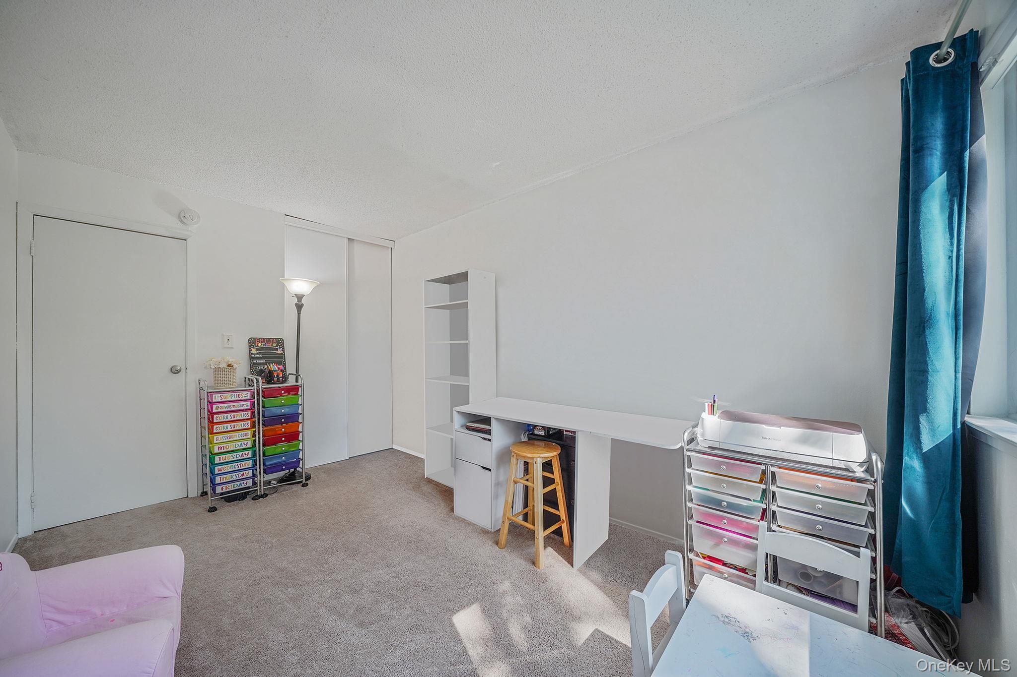 #16 photo, 204 Springmeadow Drive, サフォーク郡 Holbrook , NY 11741