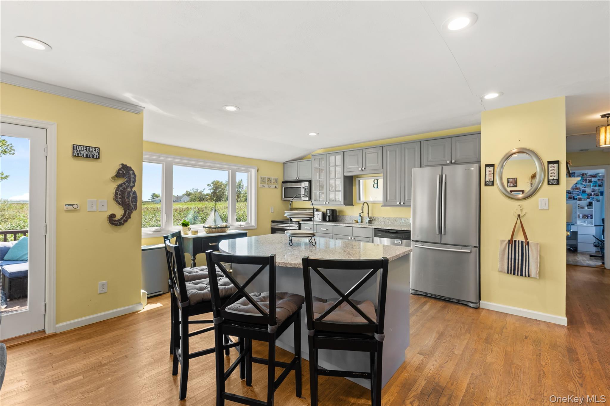 #4 photo, 116 Cross Road, サフォーク郡 Oakdale , NY 11769