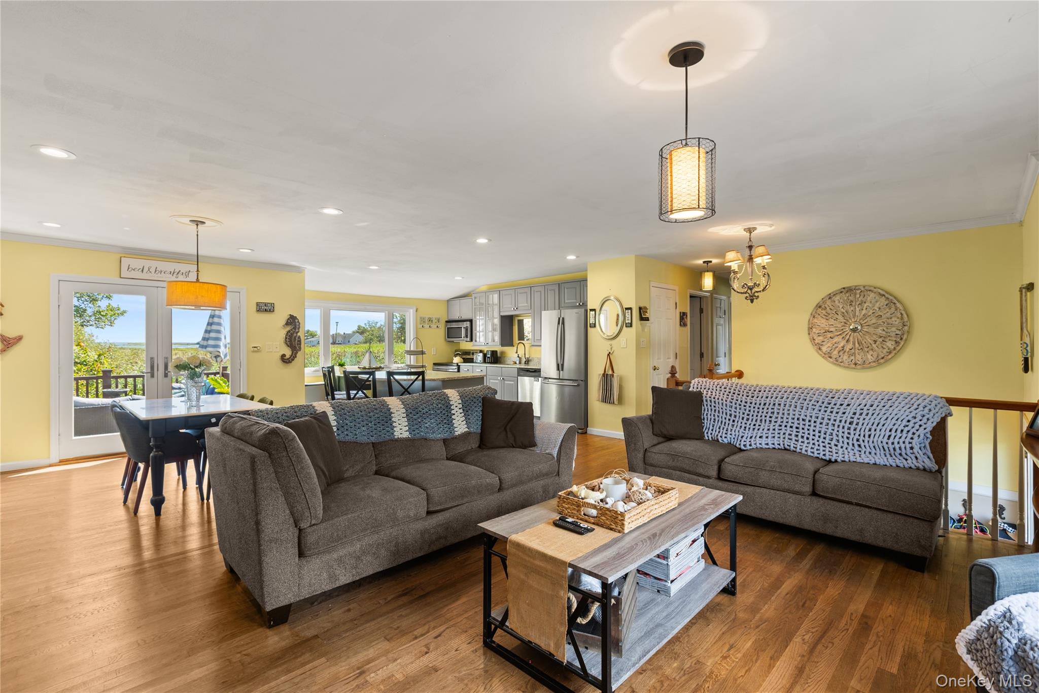 #7 photo, 116 Cross Road, サフォーク郡 Oakdale , NY 11769