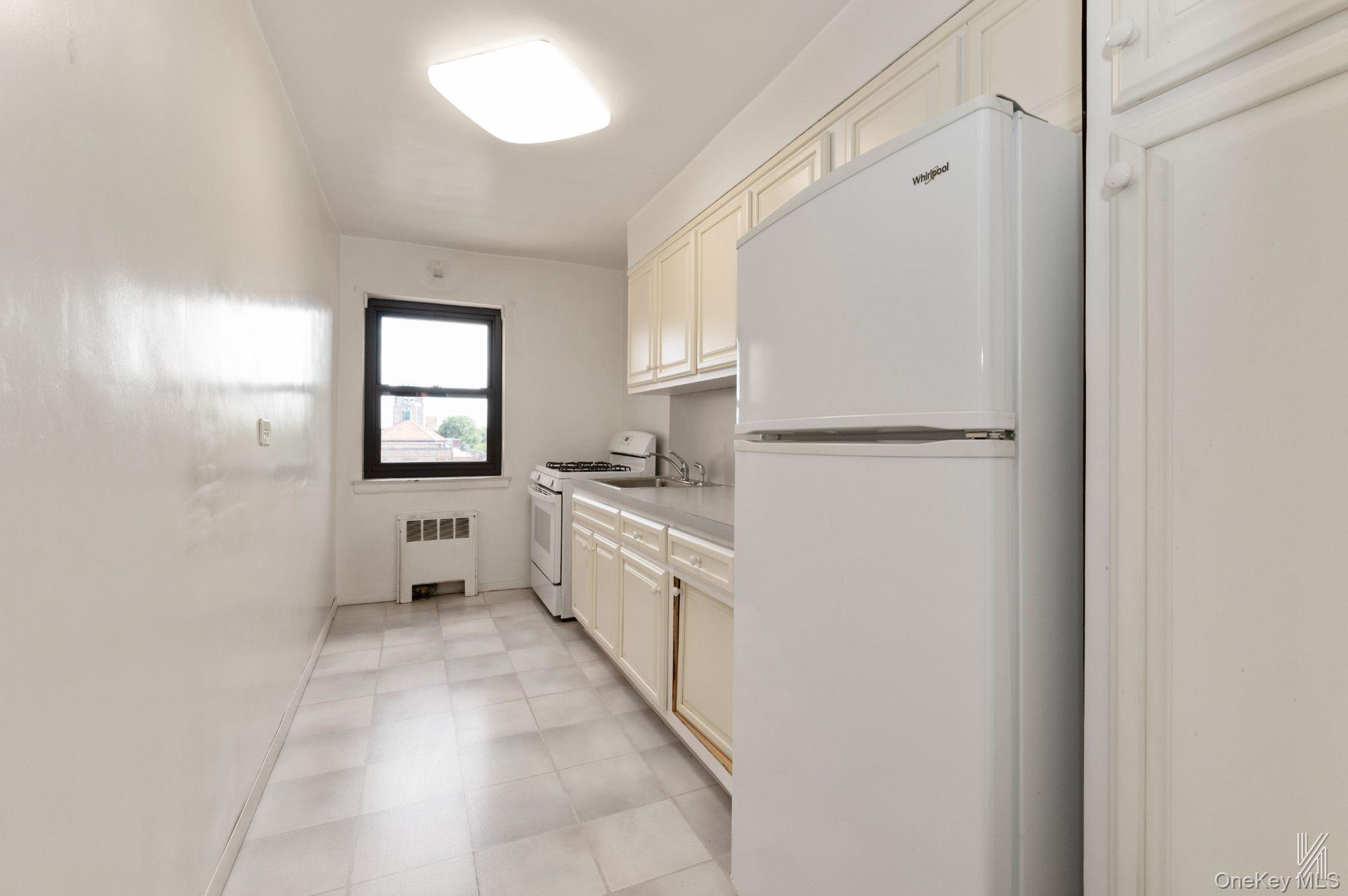 #5 photo, 34-11 93rd Street, クイーンズ区 Jackson Heights , NY 11372