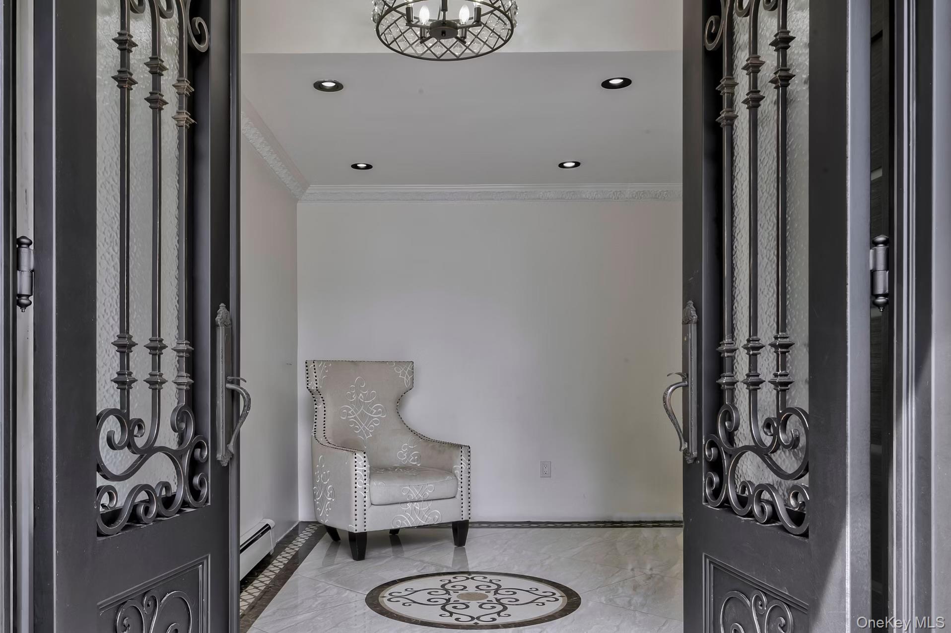 #4 photo, 34 Bobwhite Lane, ナッソー郡 Hicksville , NY 11801