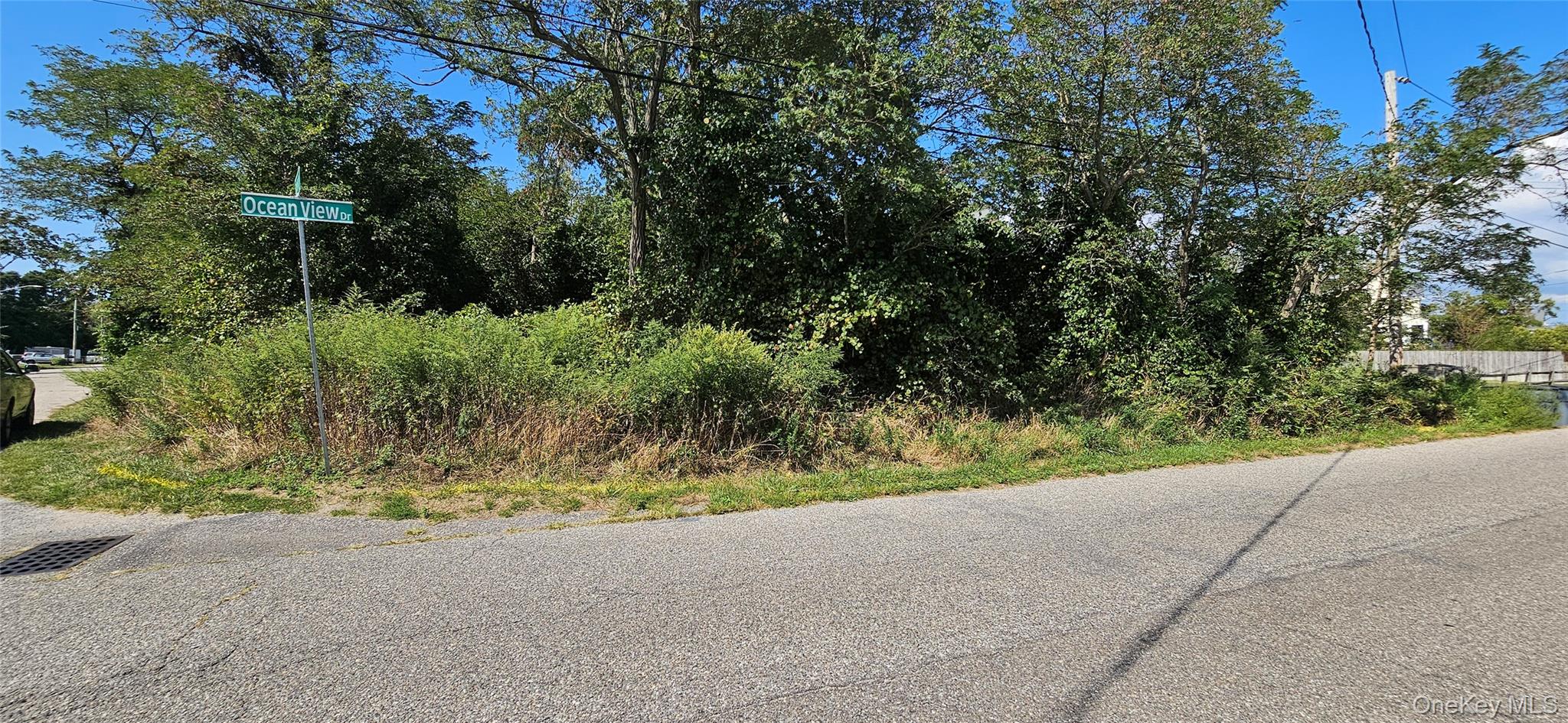 #6 photo, Oceanview Drive, サフォーク郡 Mastic Beach , NY 11951