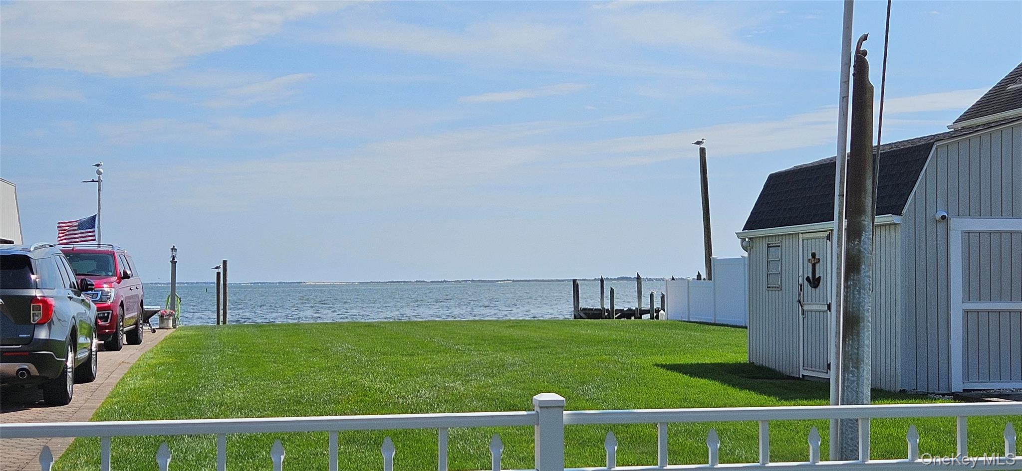 #7 photo, Oceanview Drive, サフォーク郡 Mastic Beach , NY 11951