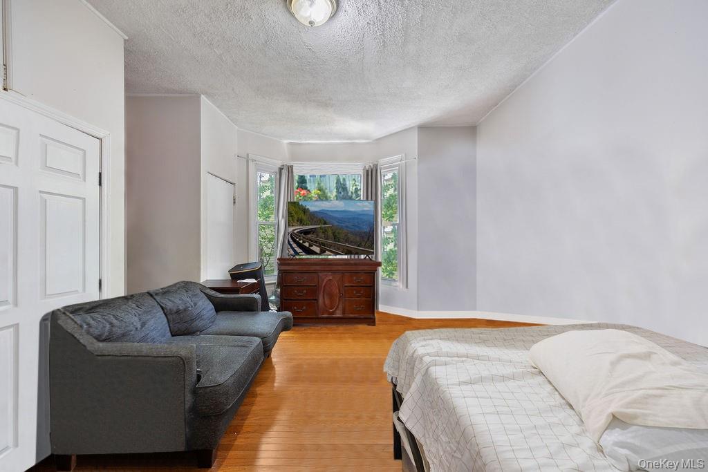 #11 photo, 53 Brookside Avenue, Nyack , NY 10960