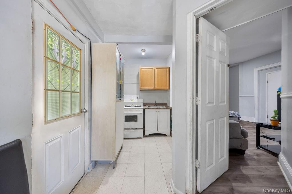 #7 photo, 53 Brookside Avenue, Nyack , NY 10960