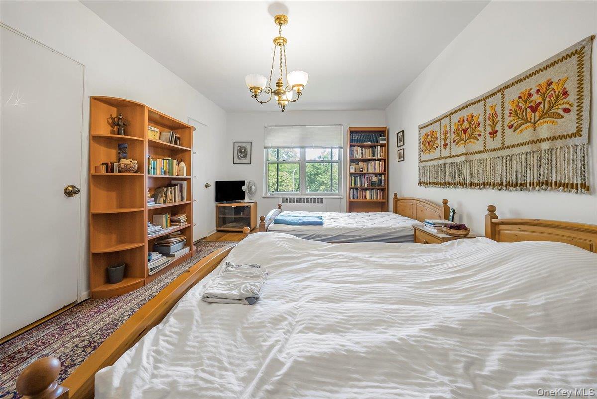 #16 photo, 67-66 108th Street, Forest Hills , NY 11375