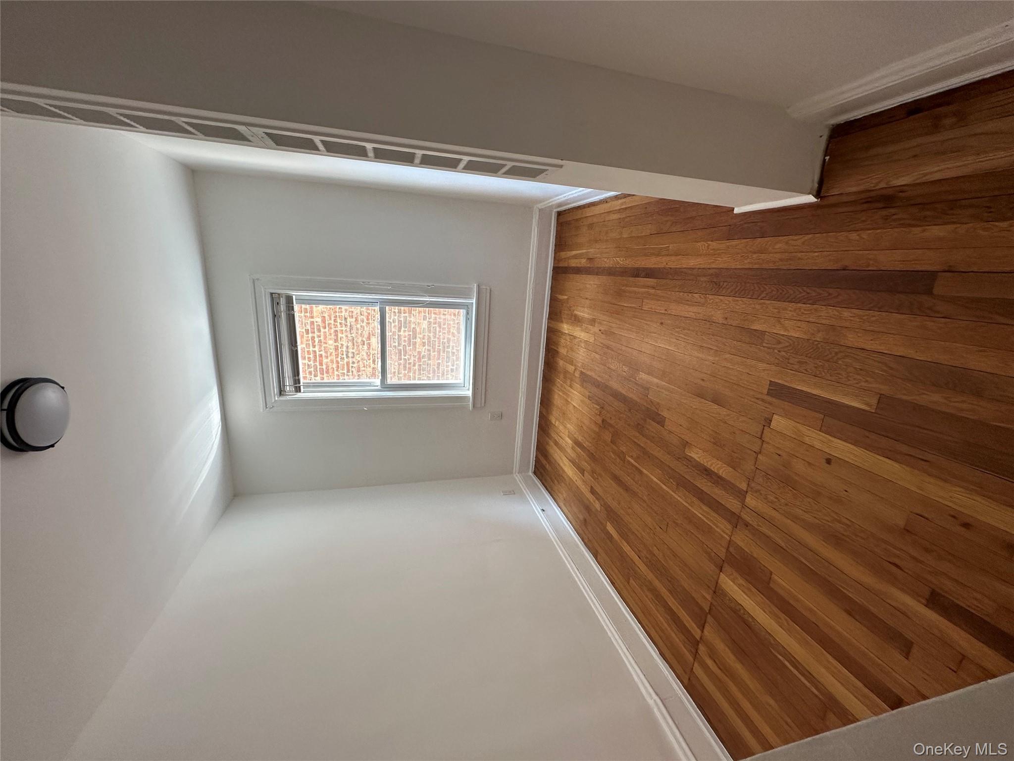 #3 photo, 5783 Mosholu Avenue, ブロンクス区 Bronx , NY 10471