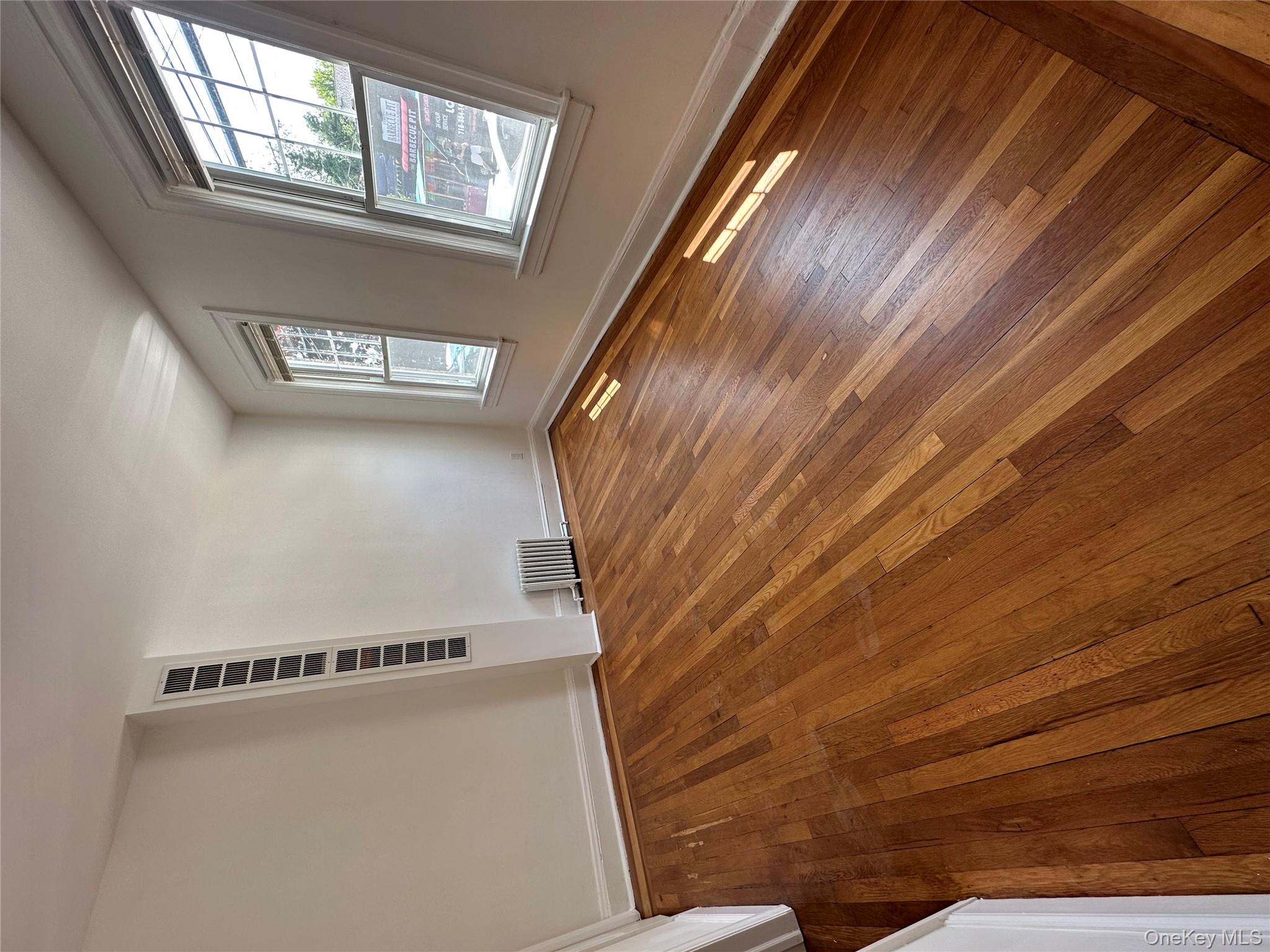 #7 photo, 5783 Mosholu Avenue, ブロンクス区 Bronx , NY 10471