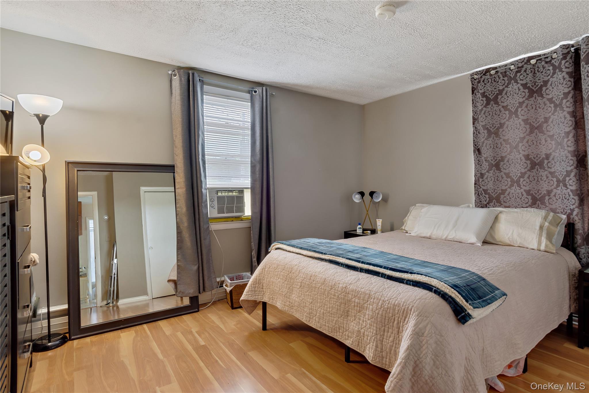 #12 photo, 180 Madison Avenue, Port Chester , NY 10573