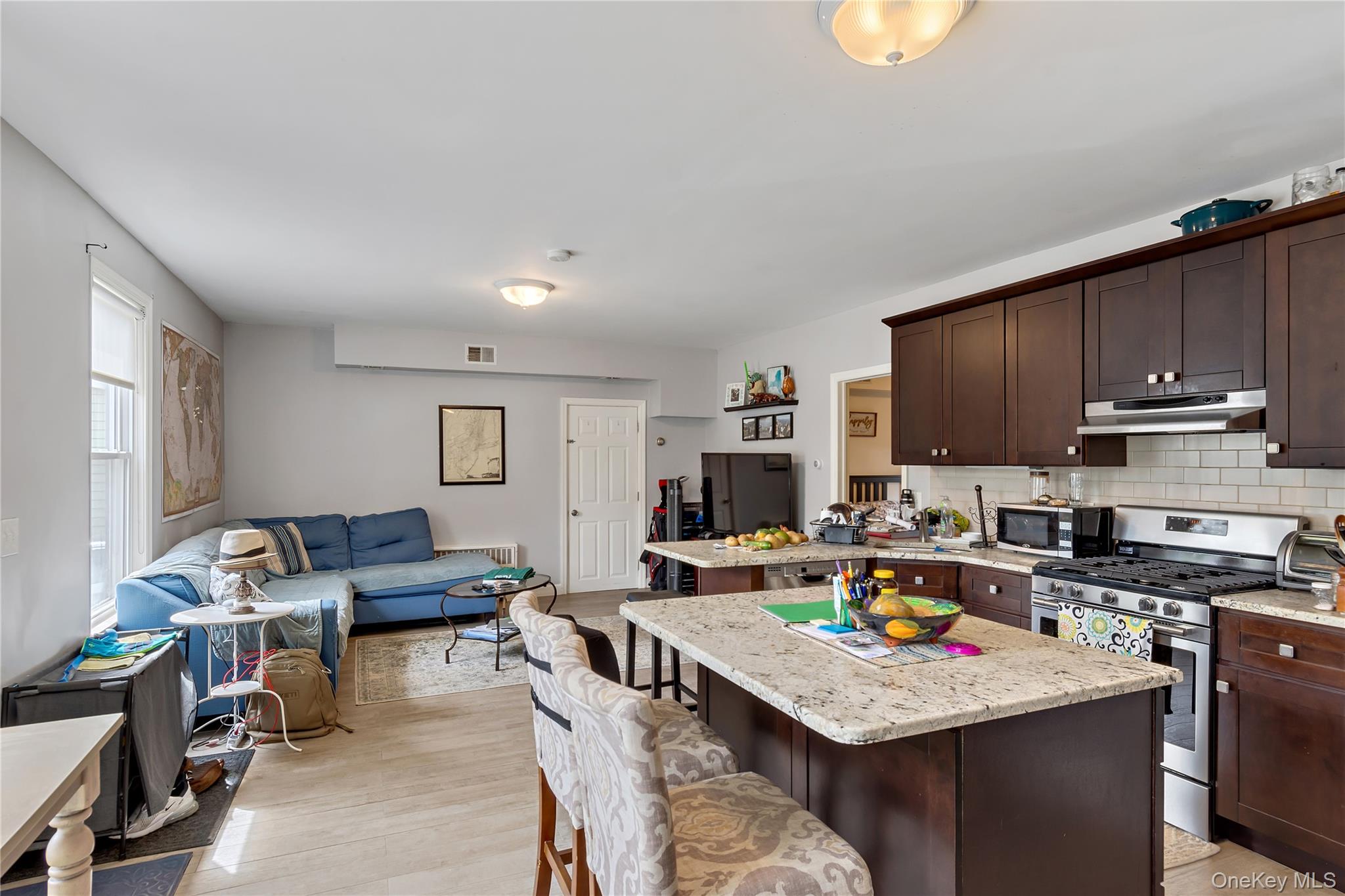 #8 photo, 180 Madison Avenue, Port Chester , NY 10573