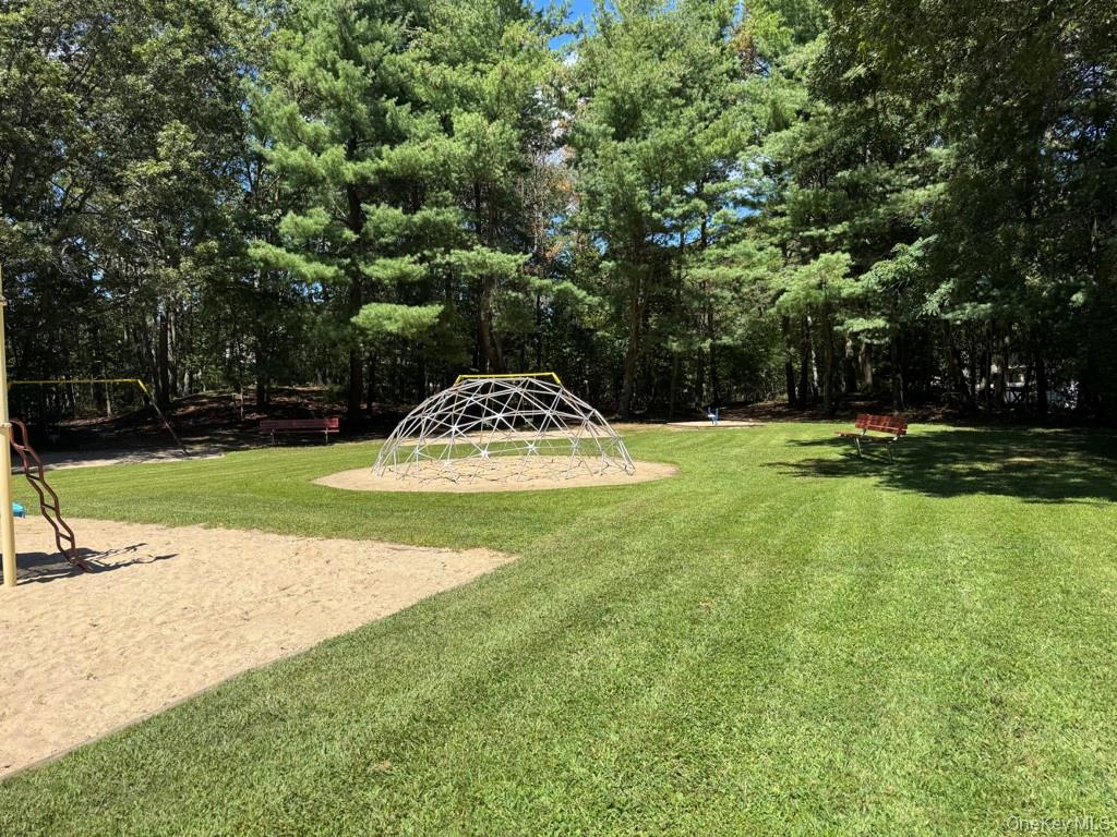 #19 photo, 14 Franklin Commons, サフォーク郡 Yaphank , NY 11980