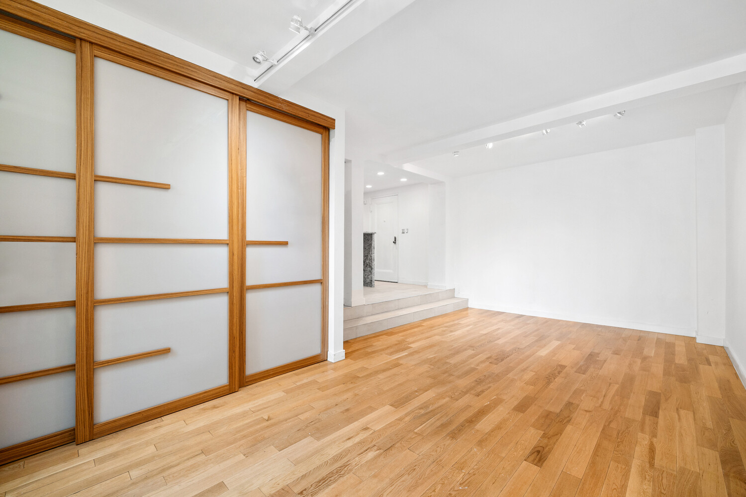 #8 photo, 200 W 20TH Street, マンハッタン Chelsea , NY 10011