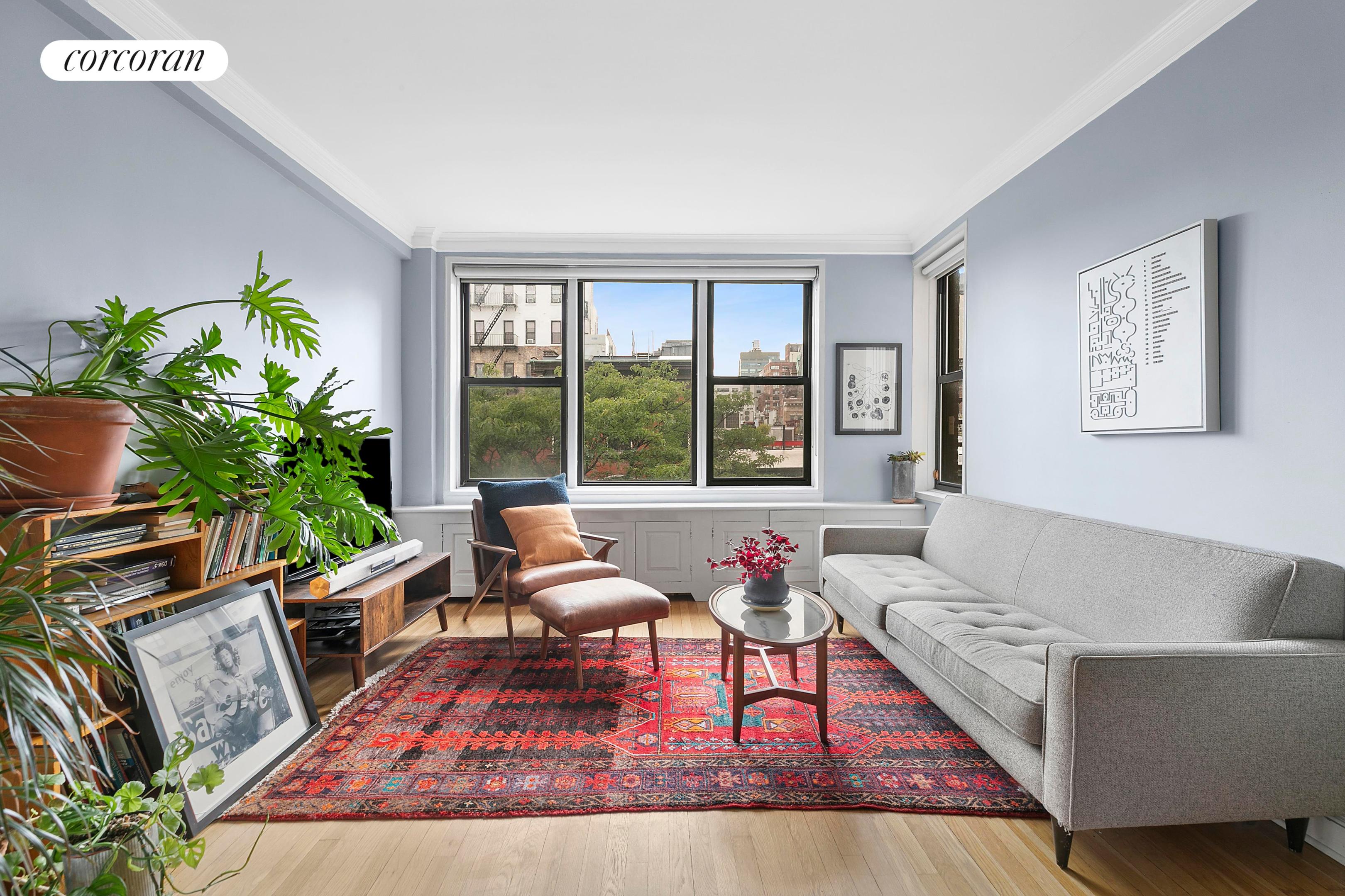 #1 photo, 211 E 18TH Street, مانهاتن Gramercy Park , NY 10003