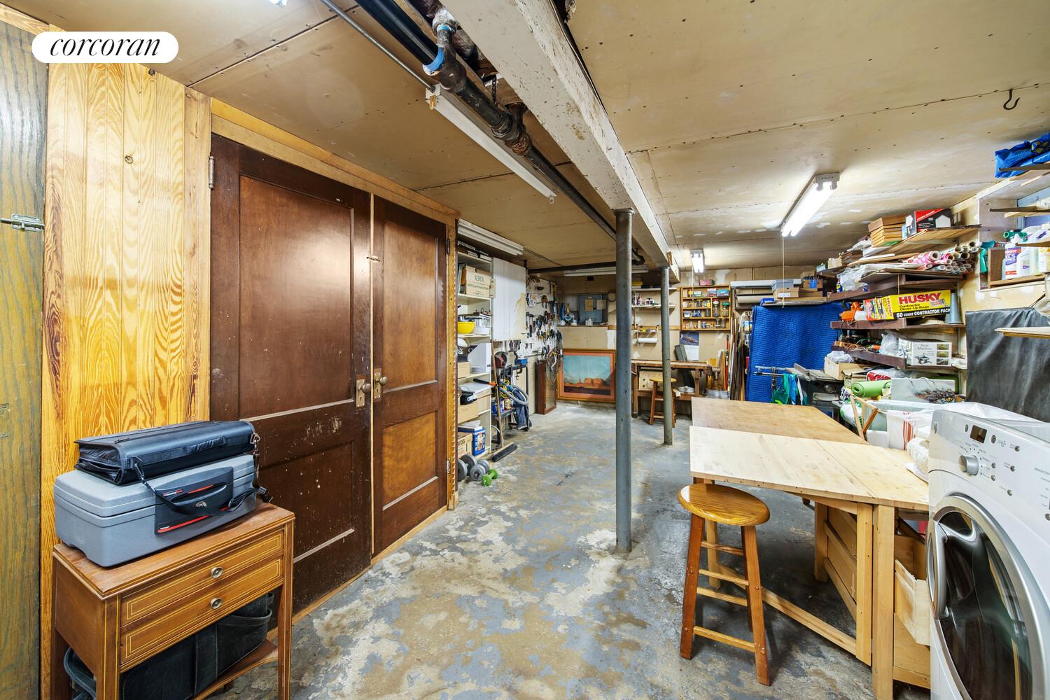 #12 photo, 78-30 64TH Lane, クイーンズ区 Glendale , NY 11385