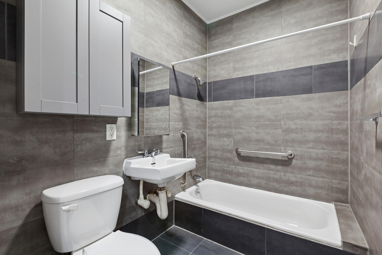 #8 photo, 241A MADISON Street, ブルックリン区 Bedford-Stuyvesant , NY 11216