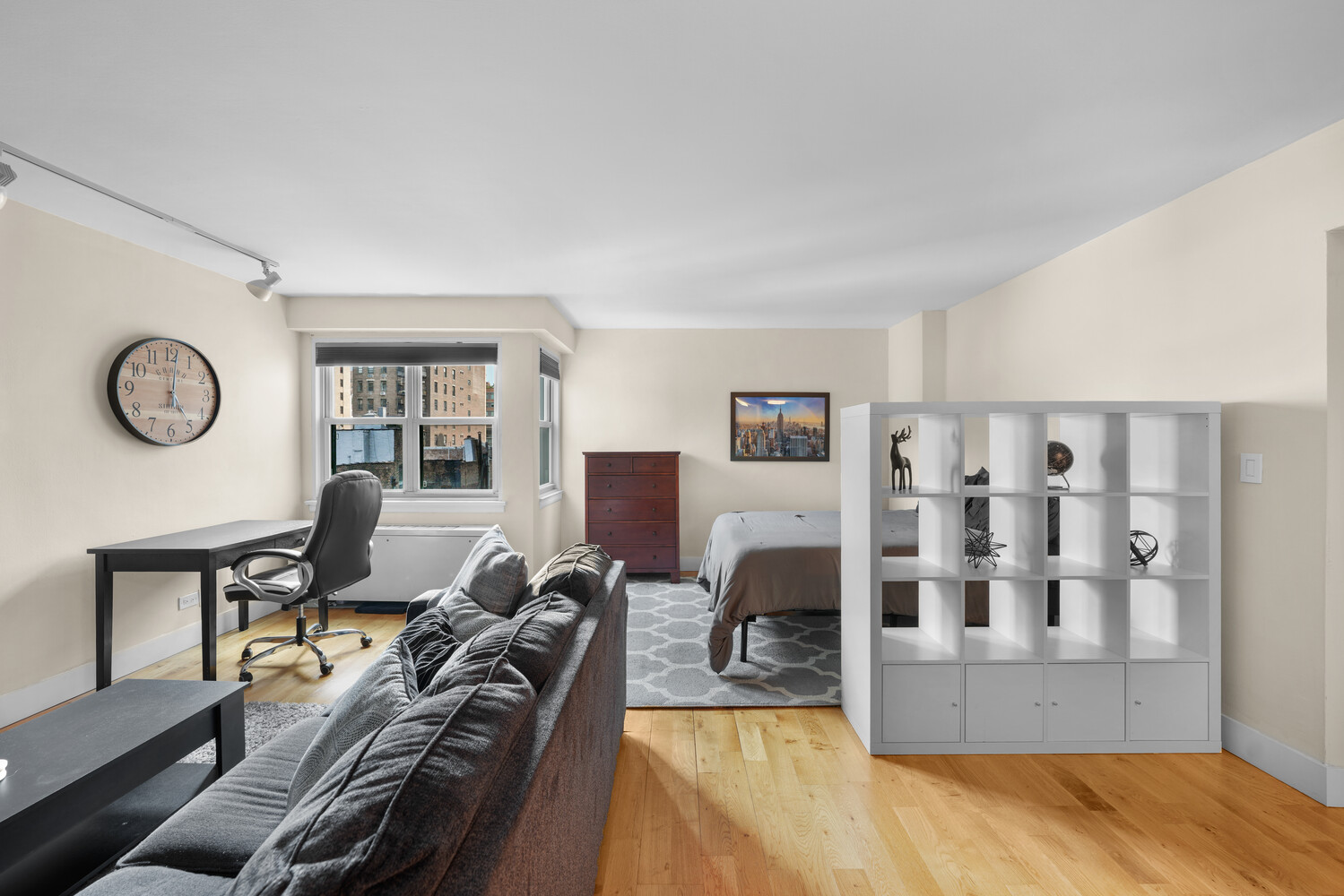 #3 photo, 101 W 12TH Street, Greenwich Village , NY 10011