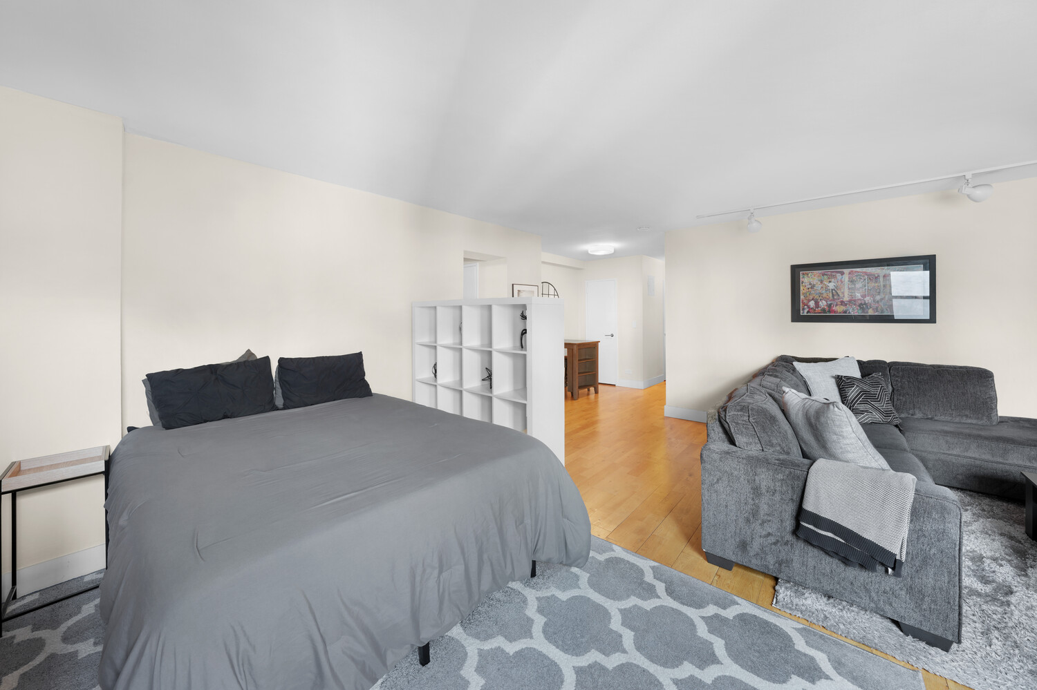 #4 photo, 101 W 12TH Street, Greenwich Village , NY 10011