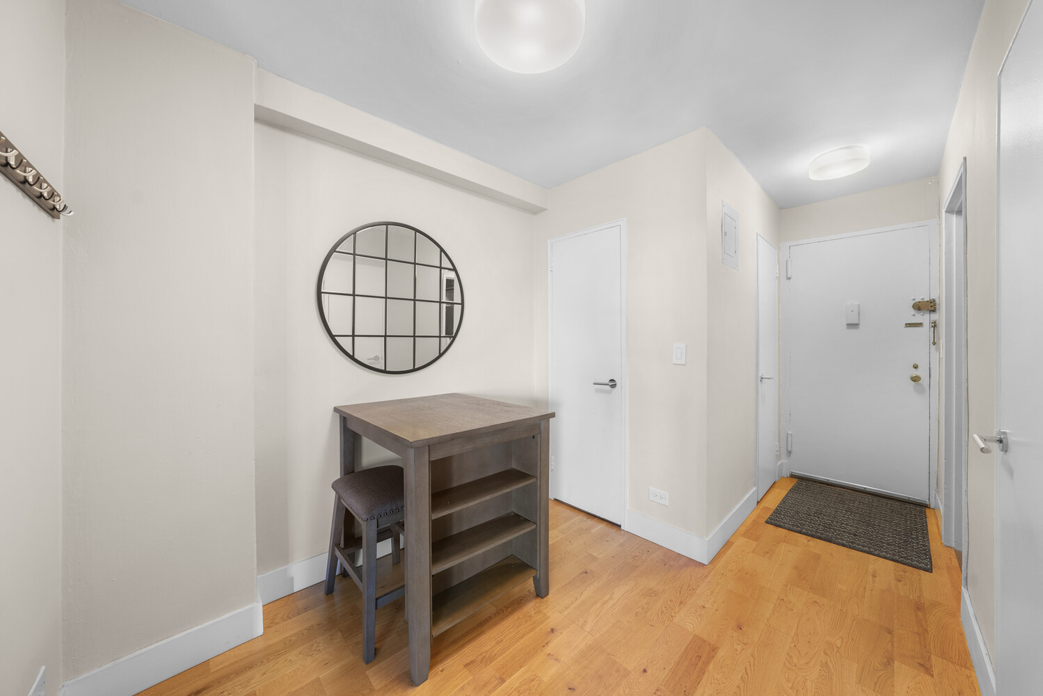 #7 photo, 101 W 12TH Street, Greenwich Village , NY 10011