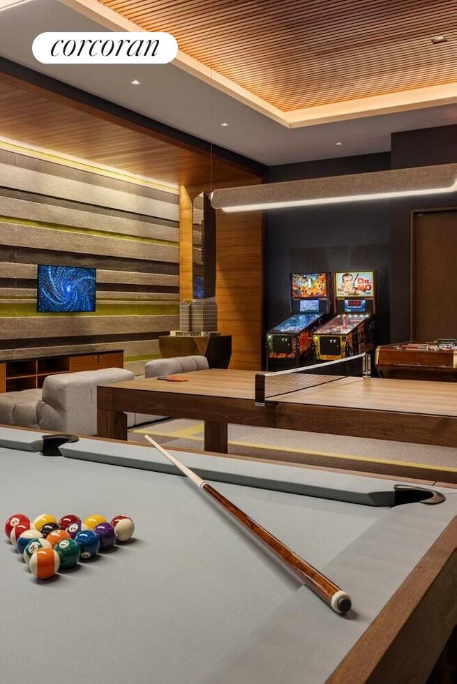 #16 photo, 50 W 66TH Street, Lincoln Square , NY 10023