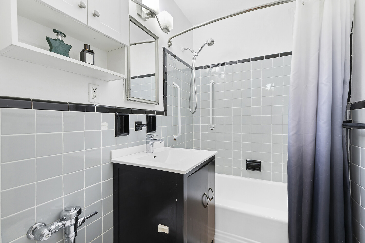 #6 photo, 211 E 18TH Street, マンハッタン Gramercy Park , NY 10003