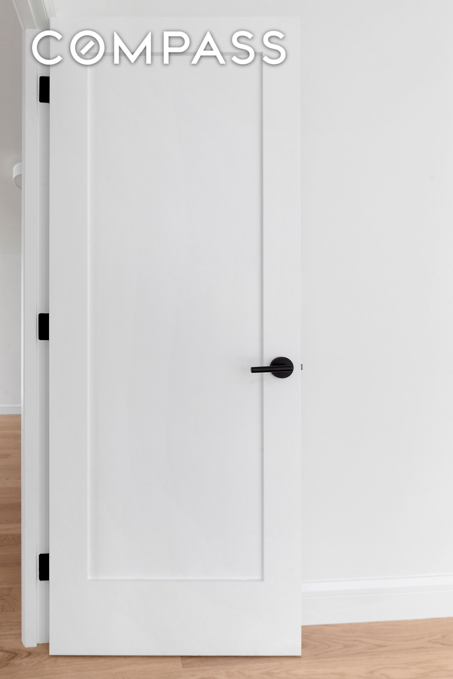 #11 photo, 301 E 69th Street, Lenox Hill , NY 10021