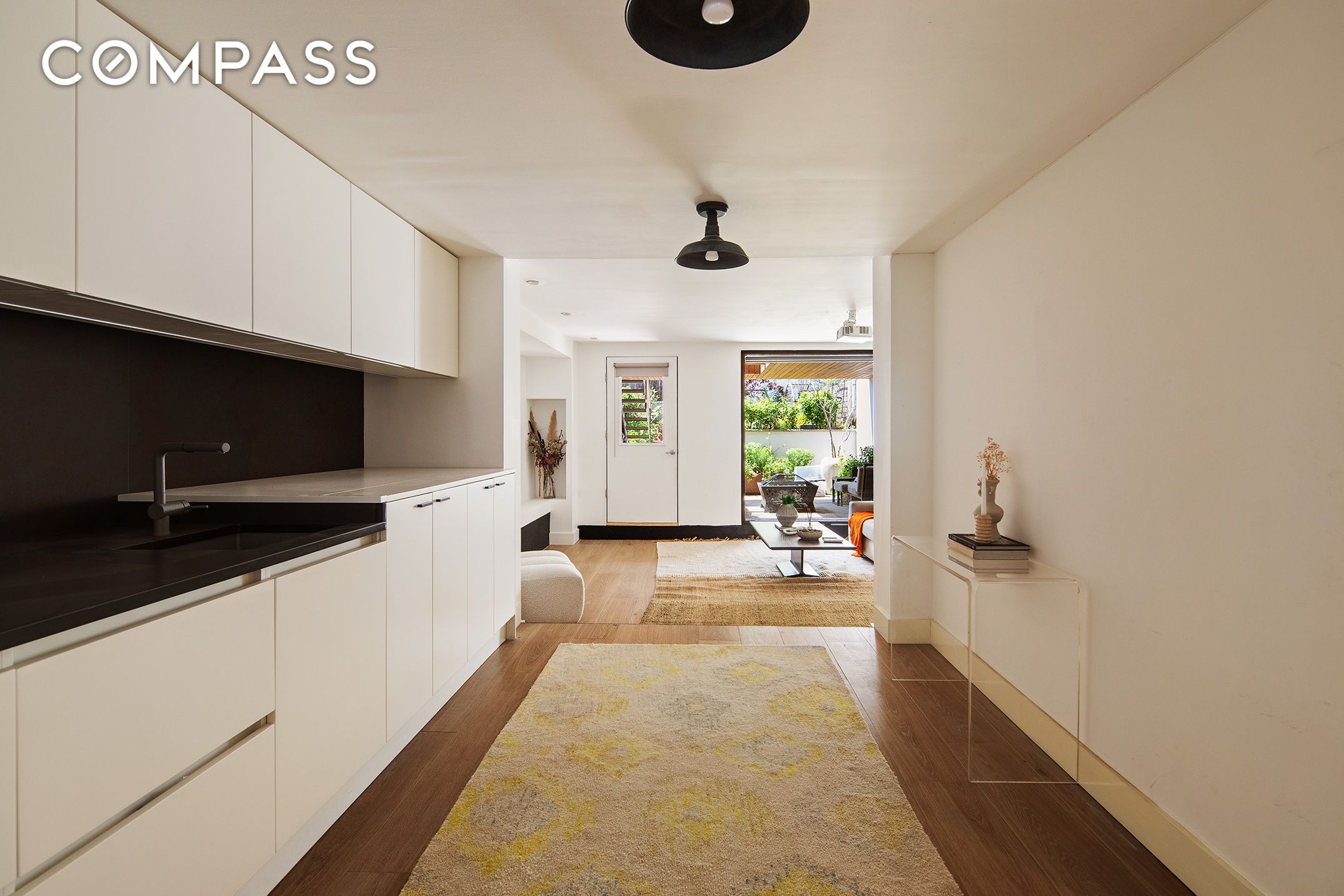 #10 photo, 47 Wolcott Street, ブルックリン区 Red Hook , NY 11231