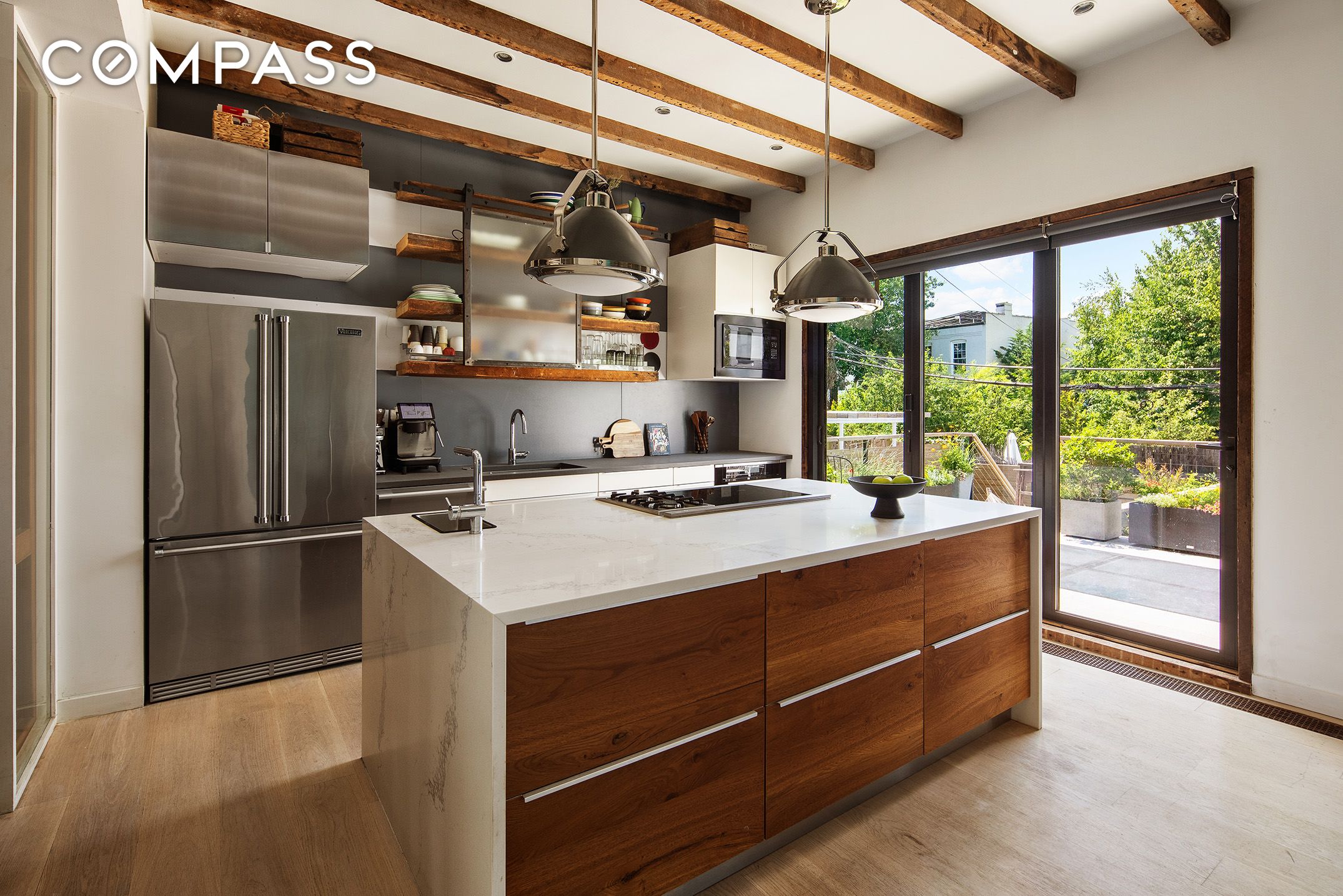 #5 photo, 47 Wolcott Street, ブルックリン区 Red Hook , NY 11231