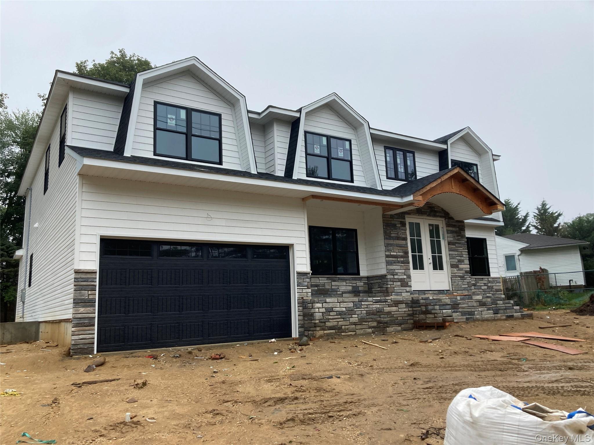 #2 photo, 130 Syosset Woodbury Road, Syosset , NY 11791