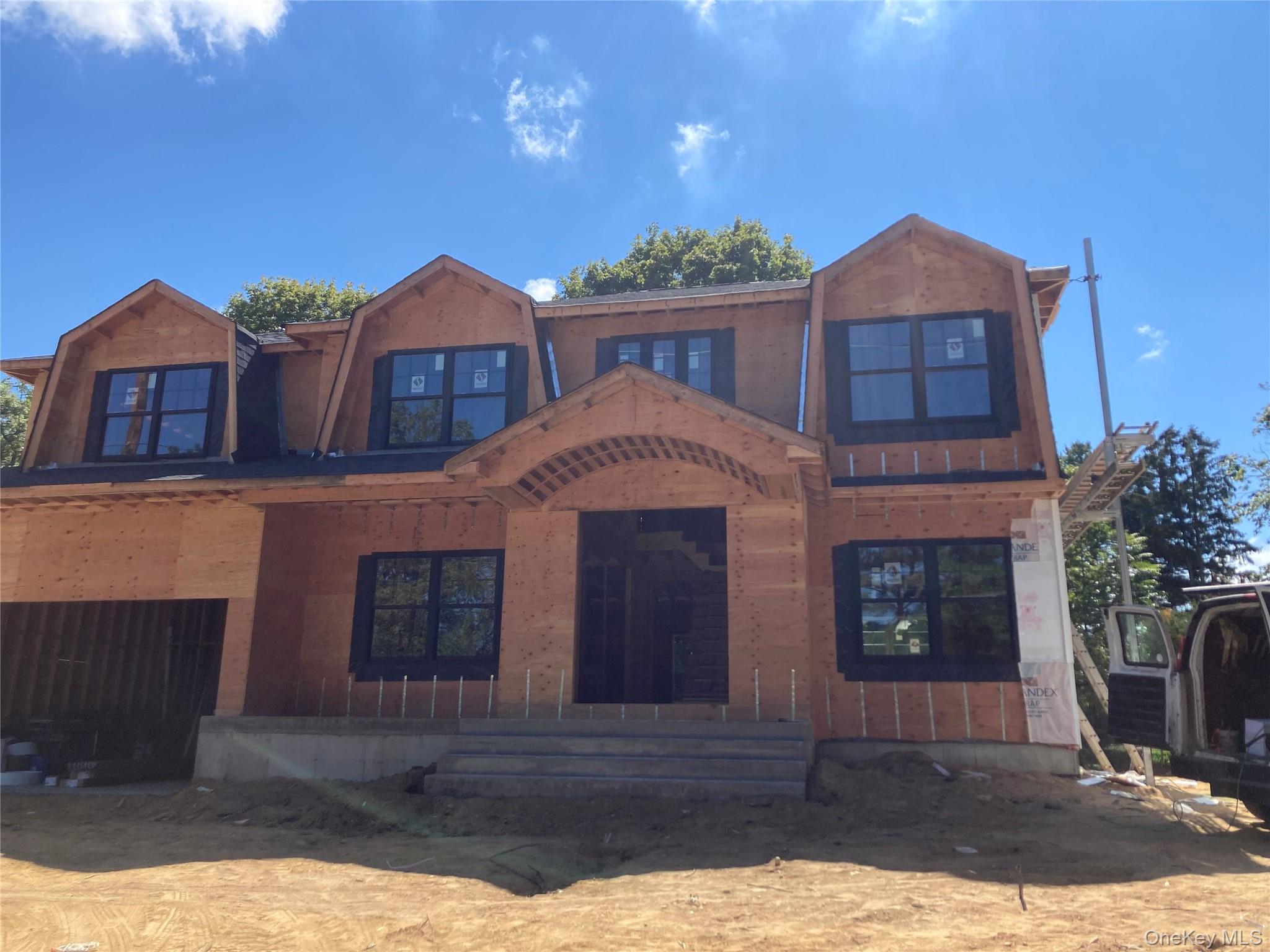 #4 photo, 130 Syosset Woodbury Road, Syosset , NY 11791