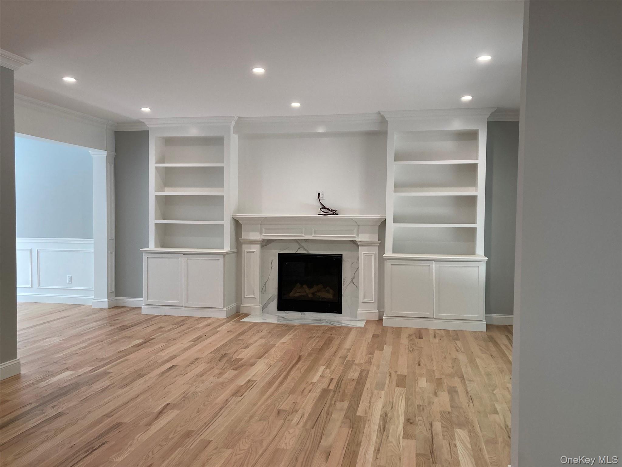 #8 photo, 130 Syosset Woodbury Road, Syosset , NY 11791