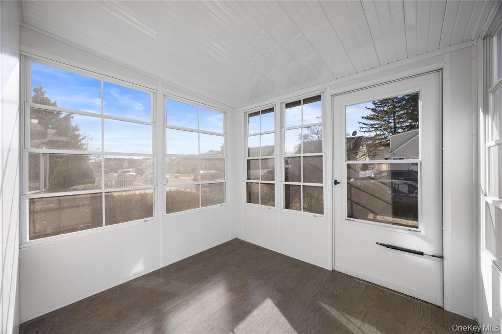 #14 photo, 53 Ketcham Avenue, ナッソー郡 Hicksville , NY 11801