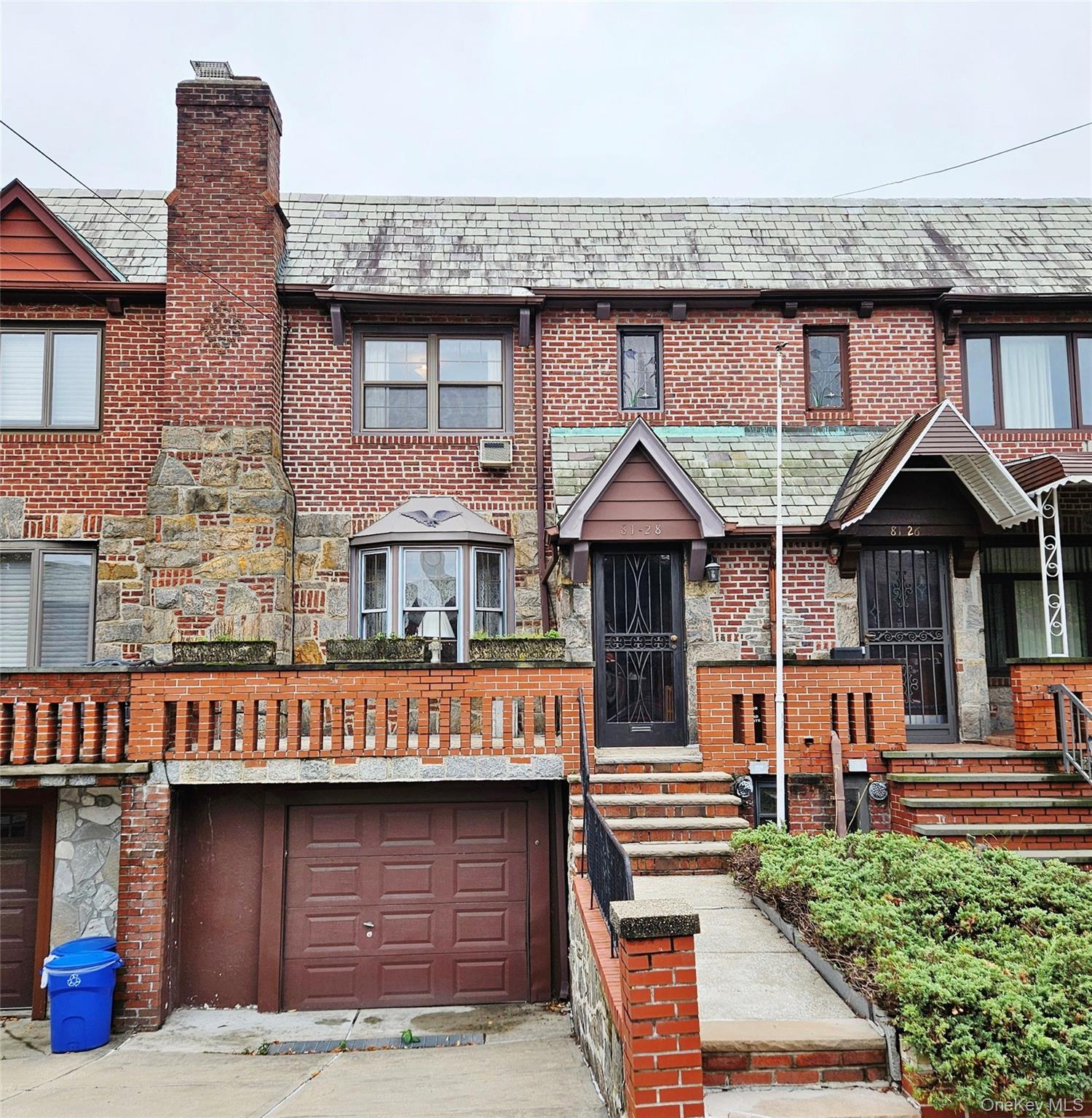 #1 photo, 81-28 77 Avenue, クイーンズ区 Glendale , NY 11385