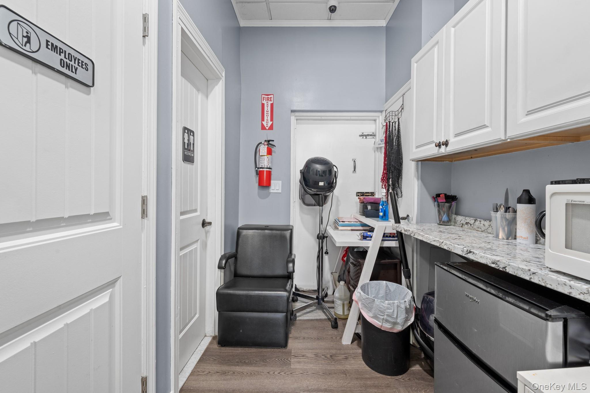 #5 photo, 380 Franklin Avenue, ナッソー郡 Franklin Square , NY 11010