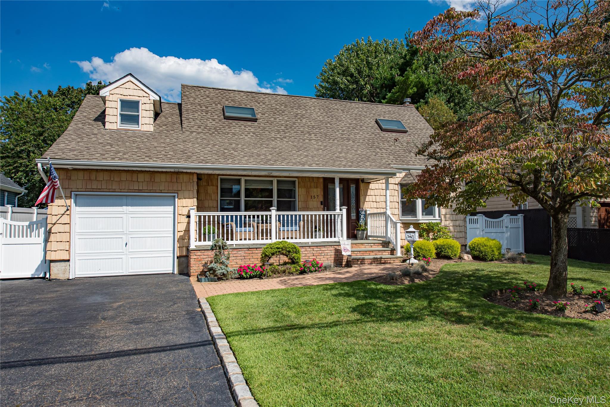 #1 photo, 157 W 19th Street, سوفولك Deer Park , NY 11729