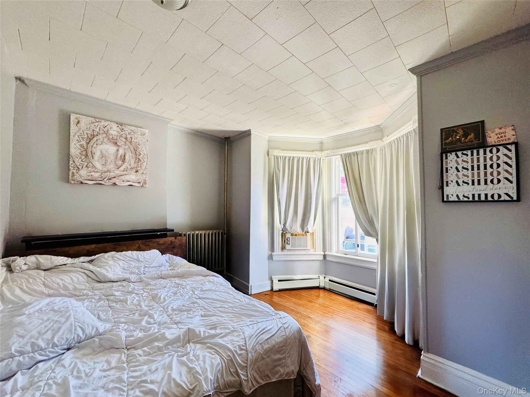 #4 photo, 52 Benkard Avenue, Newburgh , NY 12550