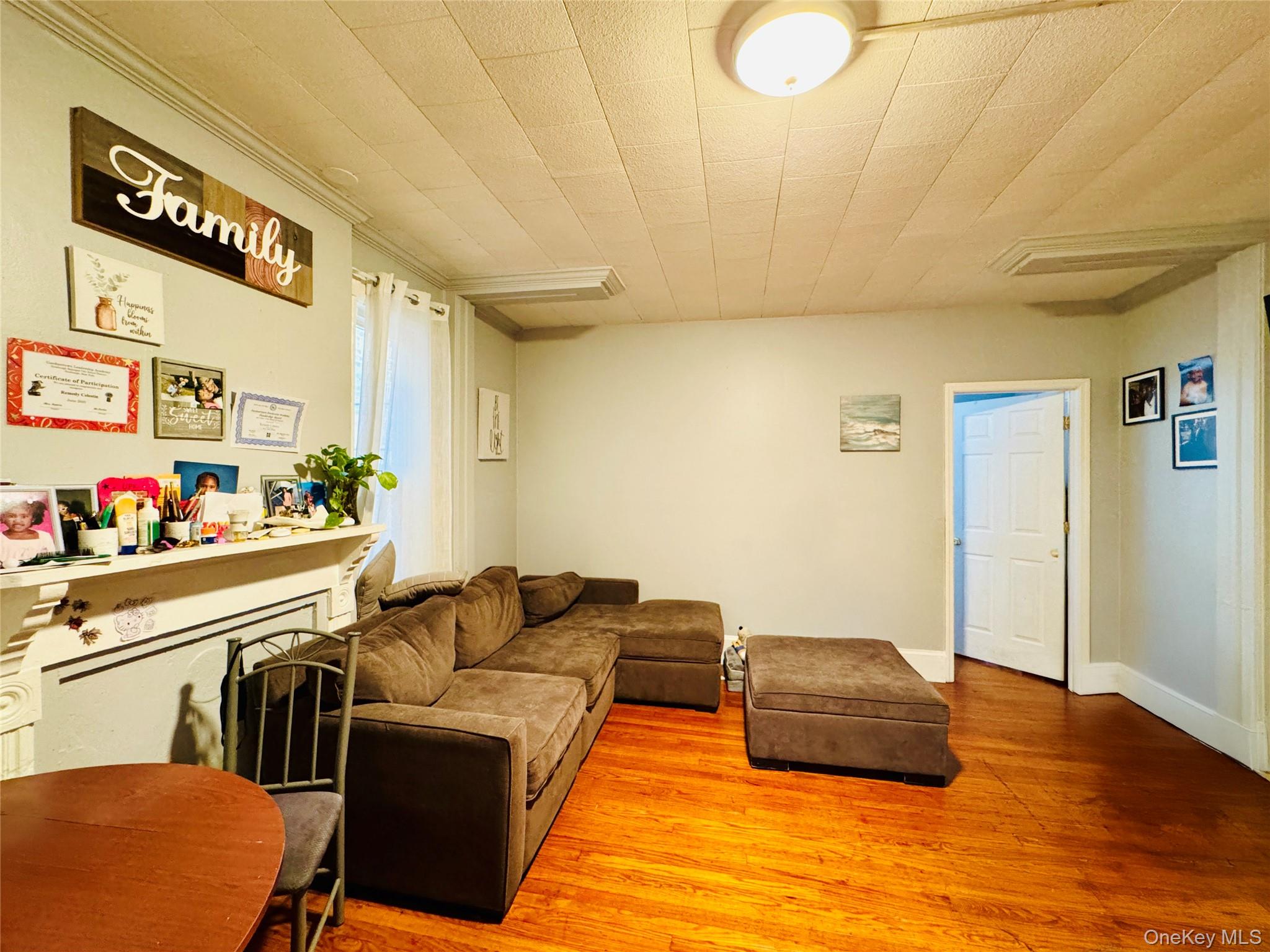 #6 photo, 52 Benkard Avenue, Newburgh , NY 12550