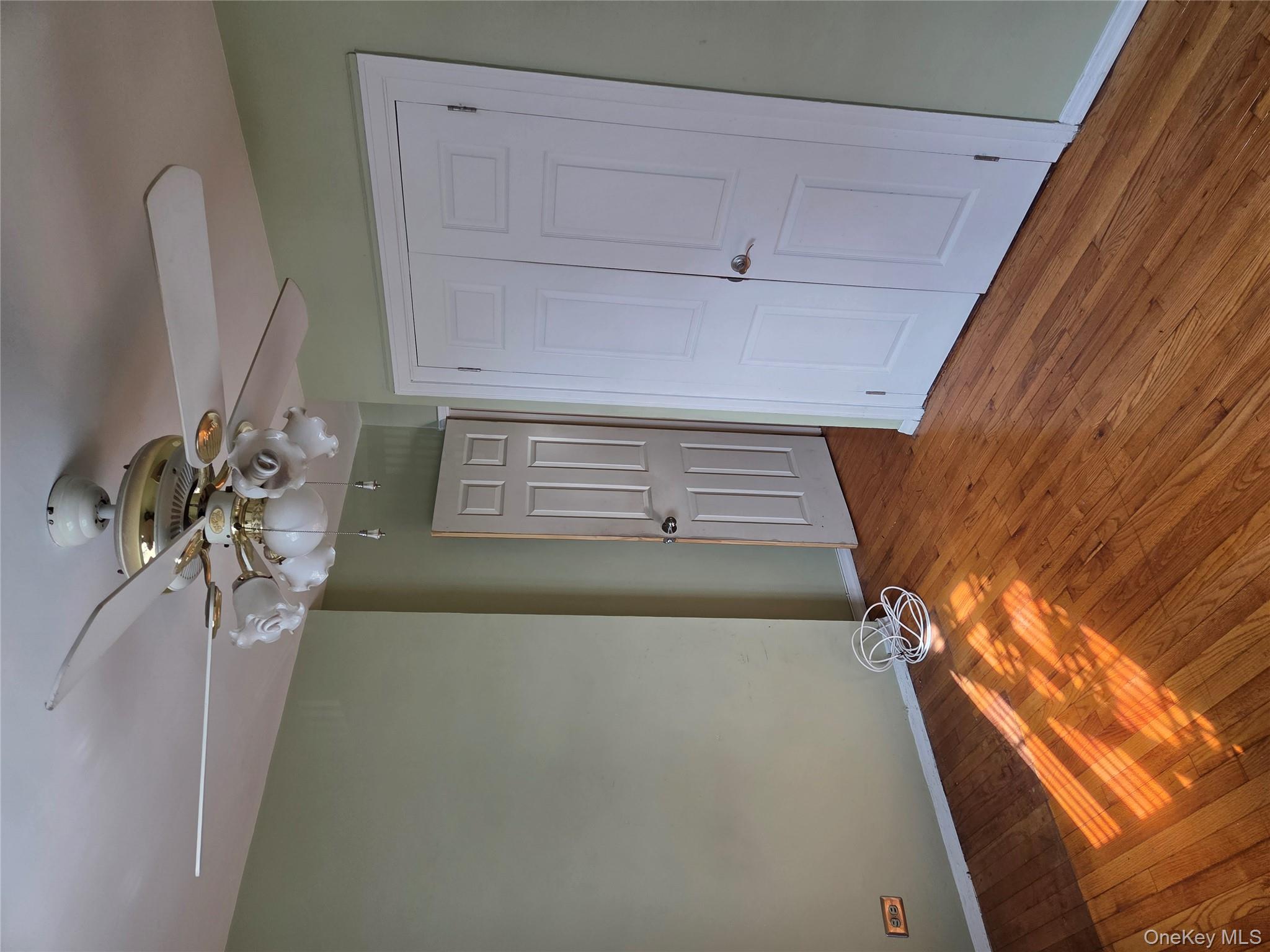 #12 photo, 204-15 Foothill Avenue, クイーンズ区 Hollis , NY 11423