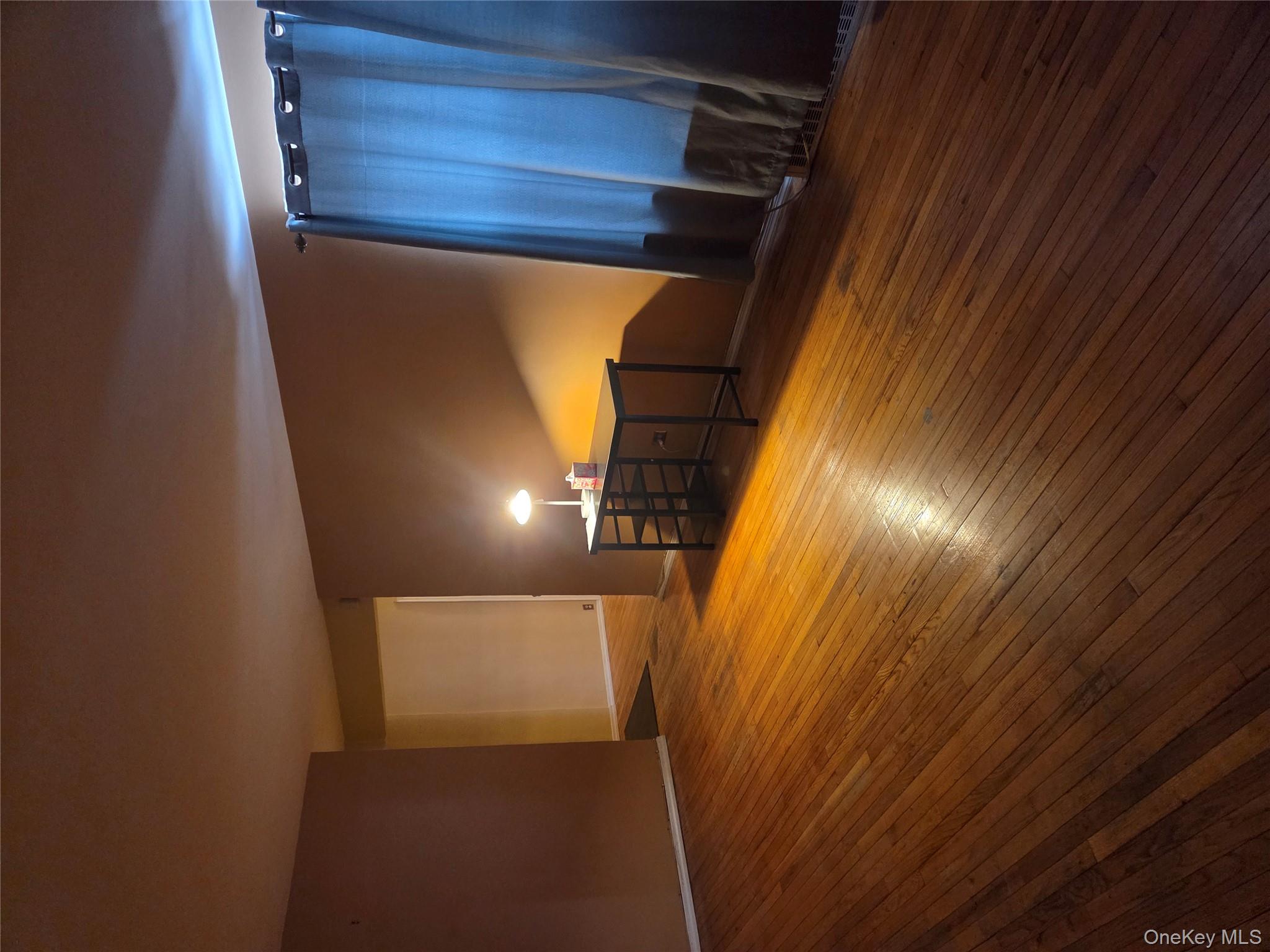 #5 photo, 204-15 Foothill Avenue, クイーンズ区 Hollis , NY 11423