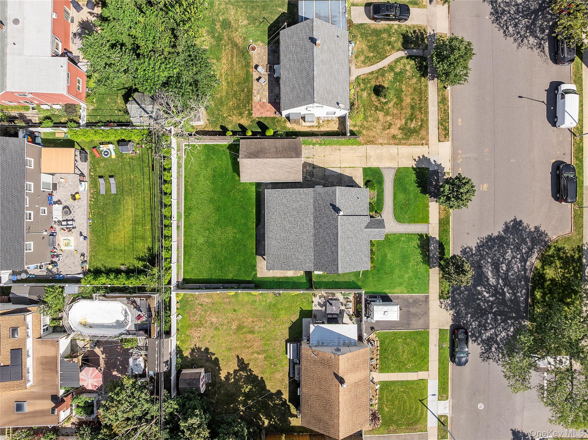 #17 photo, 26 Shelter Lane, Levittown , NY 11756