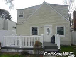 #1 photo, 64 Lorraine Road, ナッソー郡 Island Park , NY 11558