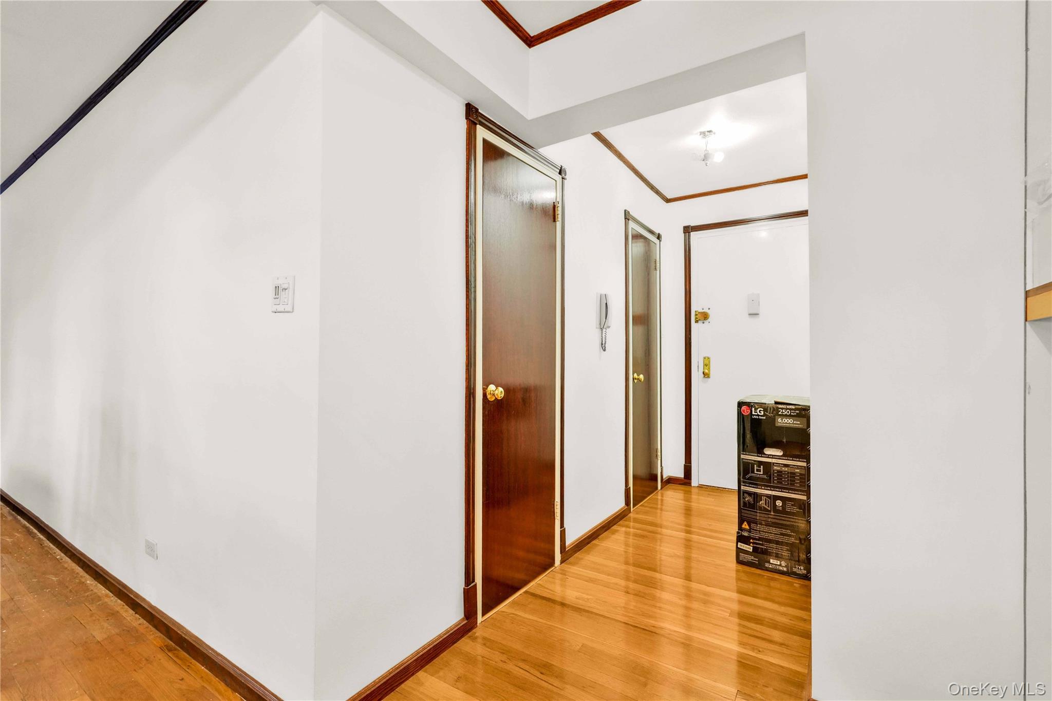 #5 photo, 224-24 Union Turnpike, クイーンズ区 Bayside , NY 11364