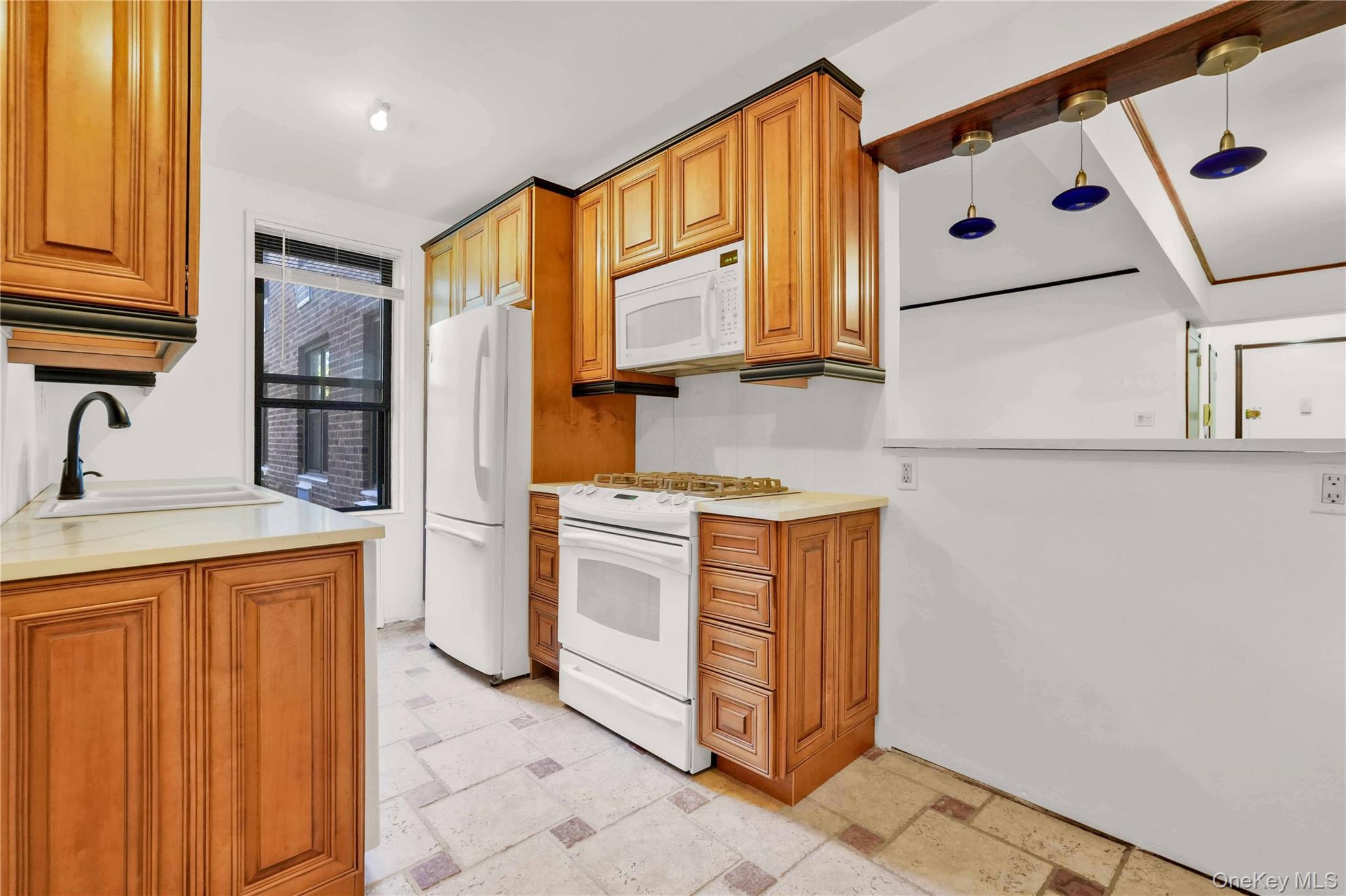 #9 photo, 224-24 Union Turnpike, クイーンズ区 Bayside , NY 11364