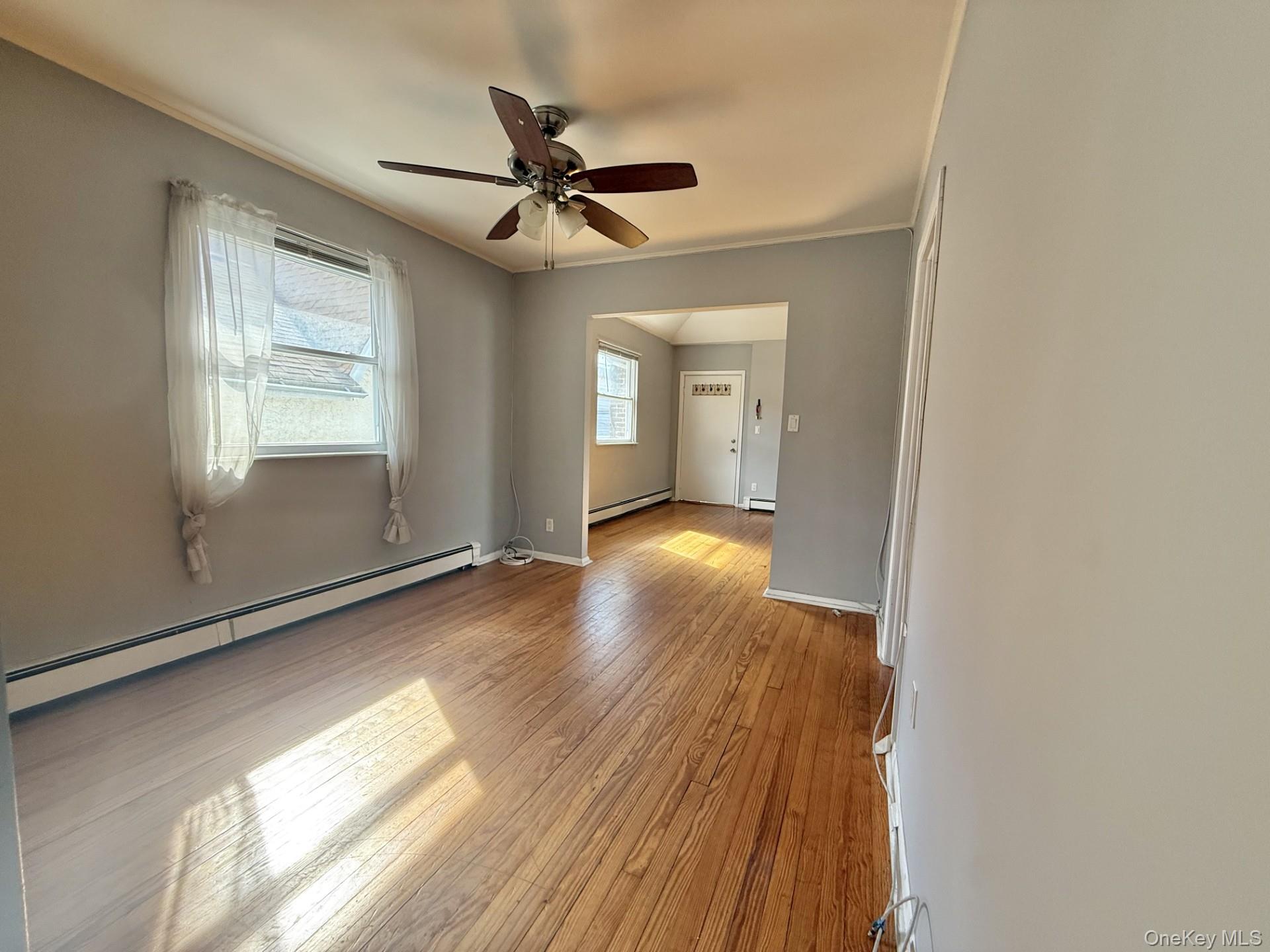 #4 photo, 70 Malone Avenue, ナッソー郡 Long Beach , NY 11561