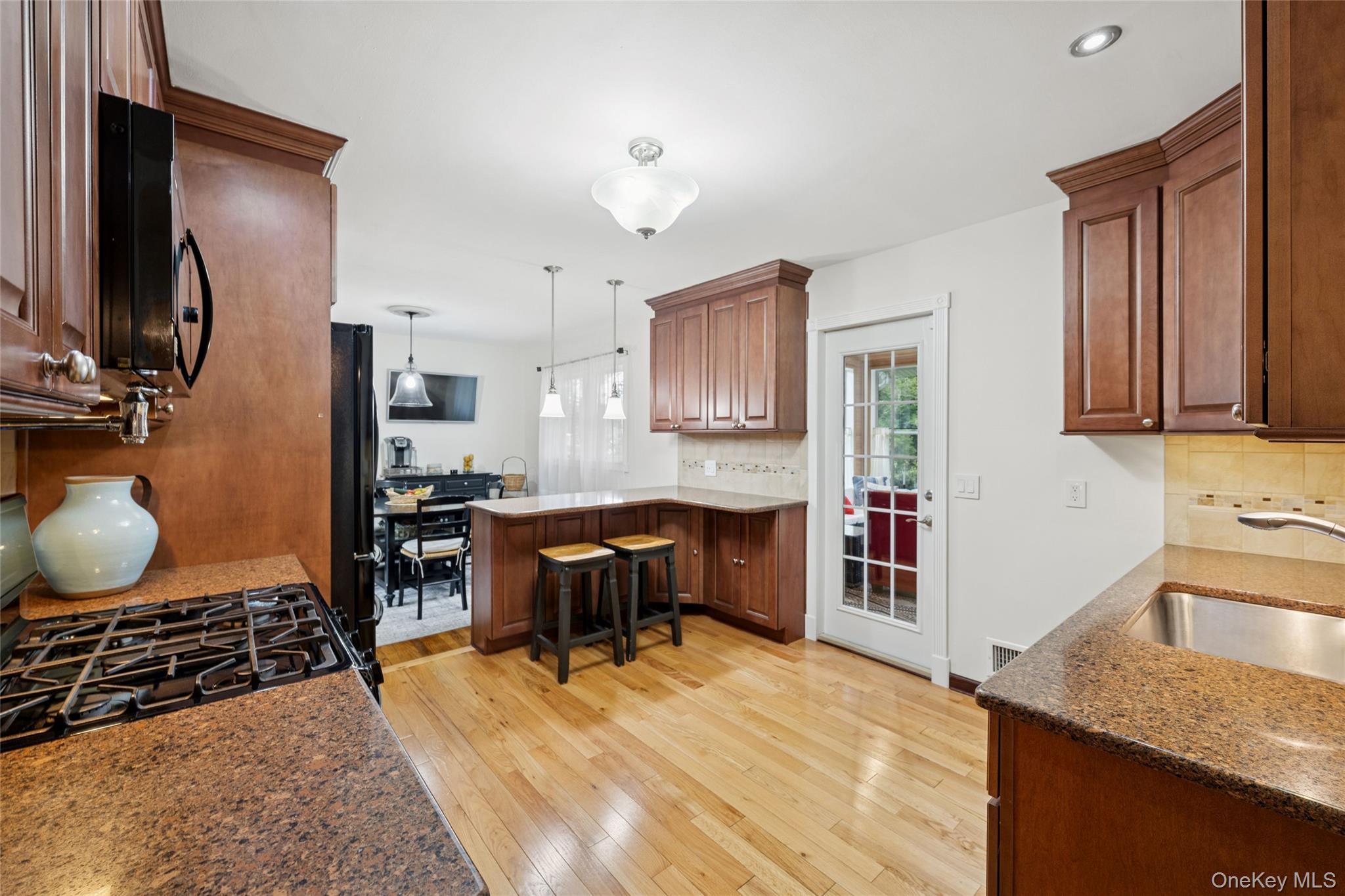 #13 photo, 34 MOREWOOD DRIVE, サフォーク郡 Smithtown , NY 11787