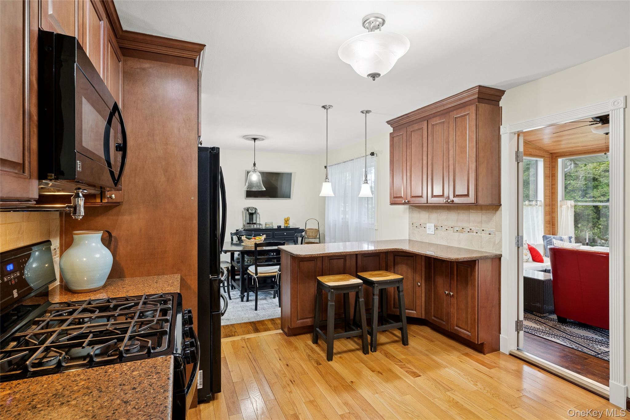 #18 photo, 34 MOREWOOD DRIVE, サフォーク郡 Smithtown , NY 11787