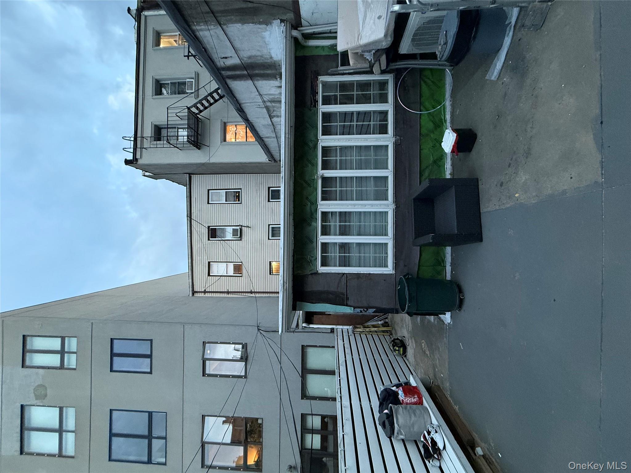 #4 photo, 727 Decatur Street, ブルックリン区 Brooklyn , NY 11233